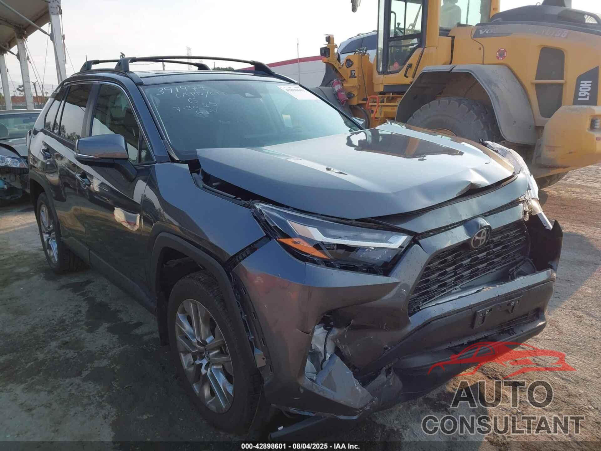 TOYOTA RAV4 2023 - 2T3C1RFV3PC235100