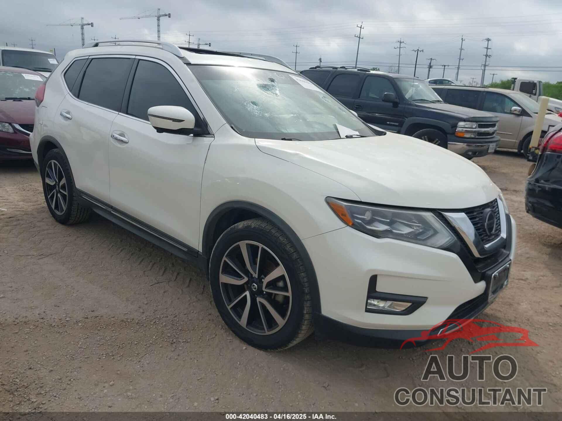 NISSAN ROGUE 2018 - JN8AT2MT5JW467963