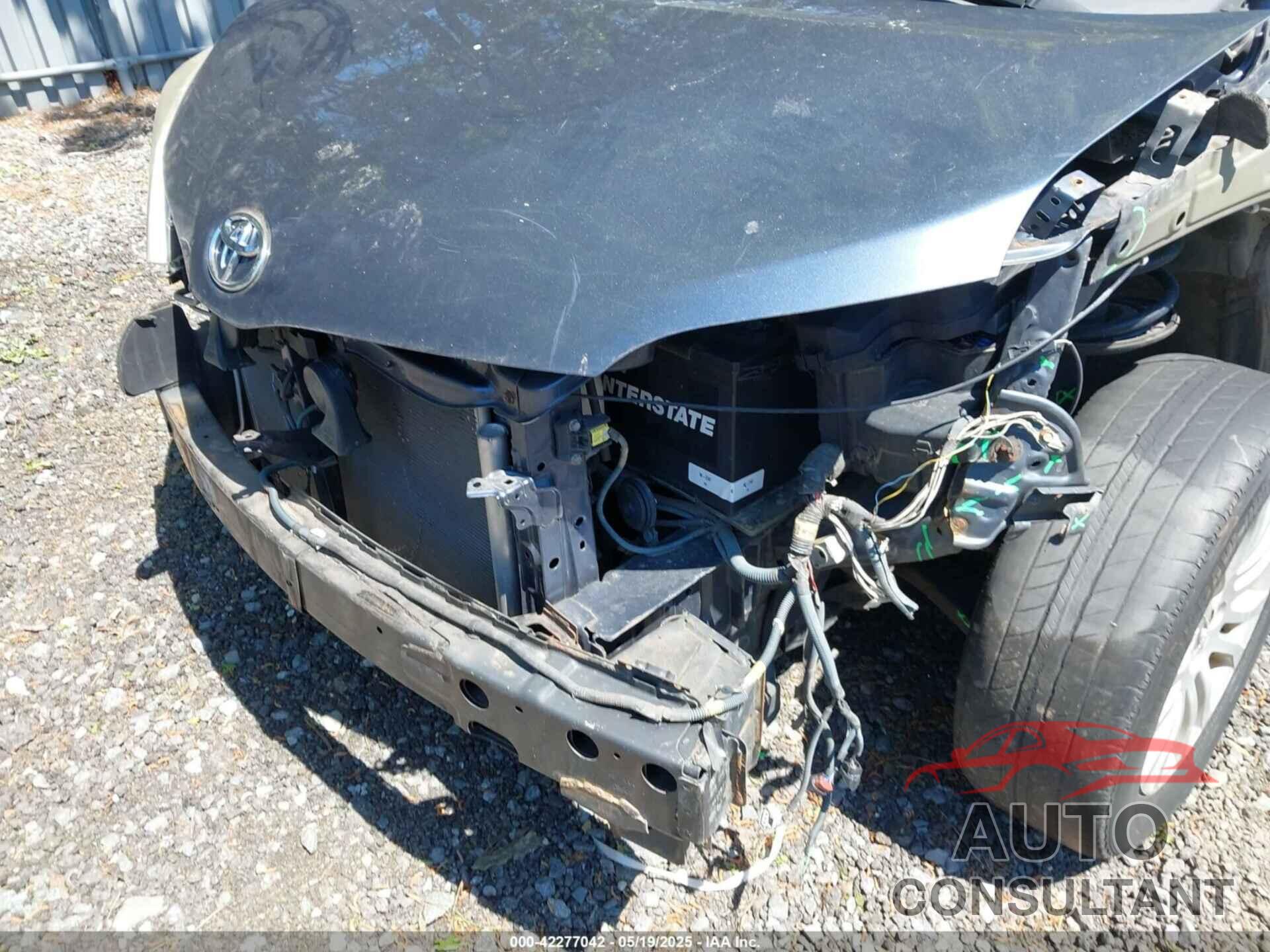 TOYOTA SIENNA 2017 - 5TDYZ3DC0HS785627