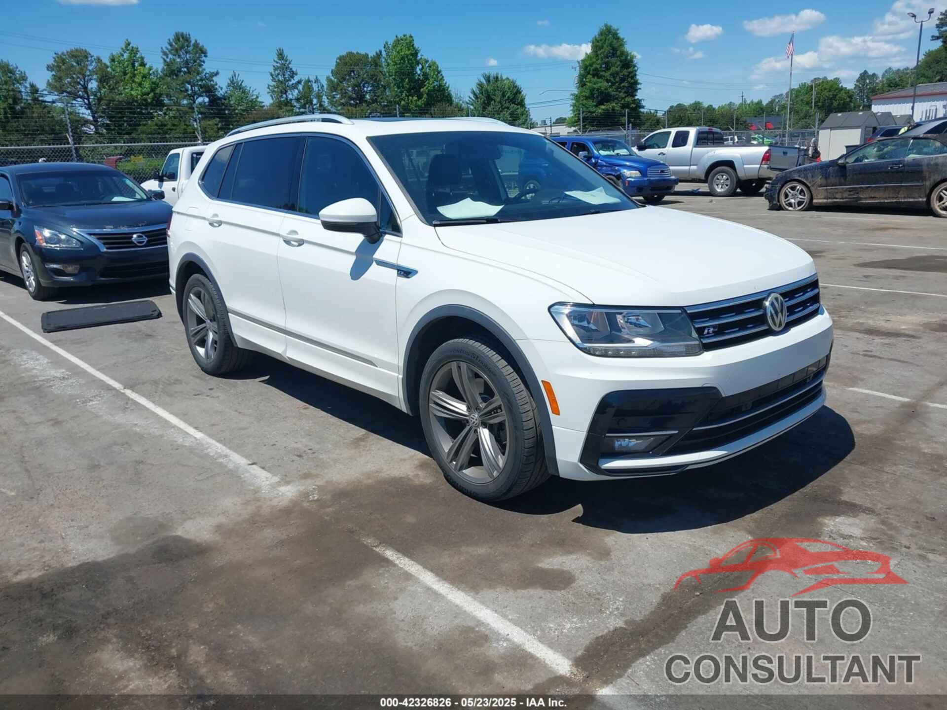 VOLKSWAGEN TIGUAN 2019 - 3VV2B7AX8KM017041