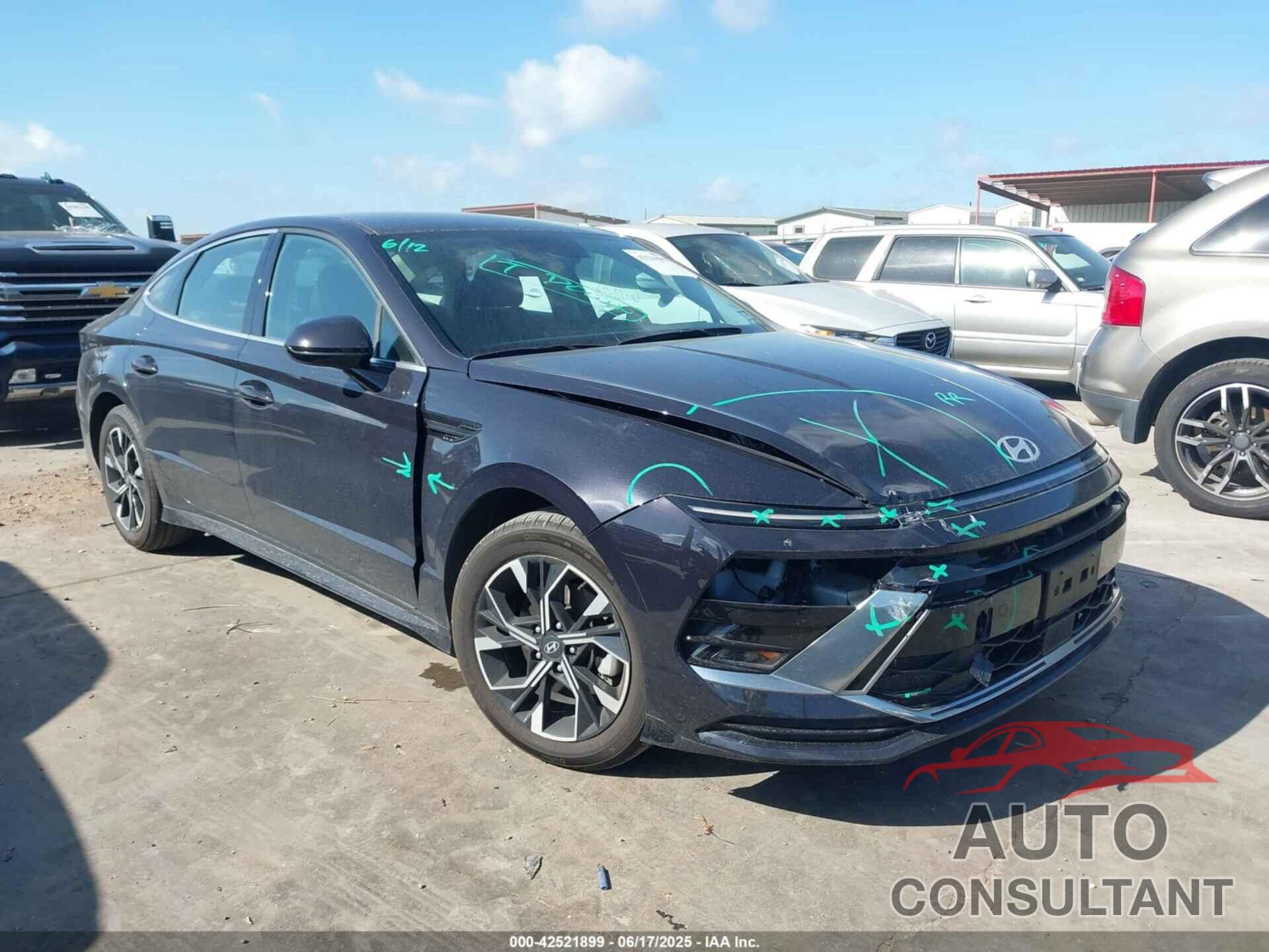 HYUNDAI SONATA 2025 - KMHL64JA8SA438543
