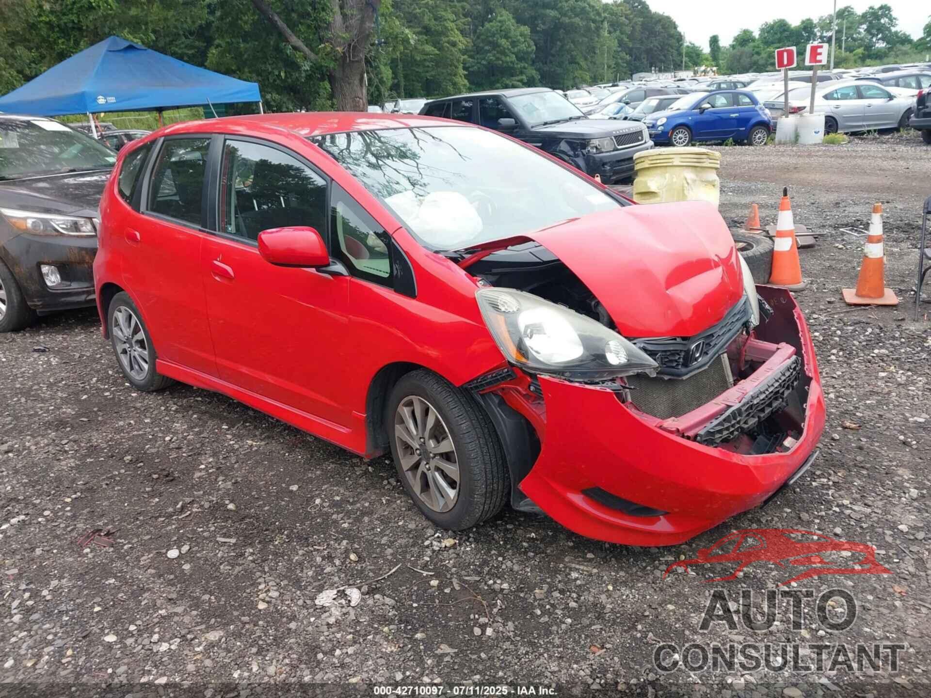 HONDA FIT 2013 - JHMGE8H5XDC017017
