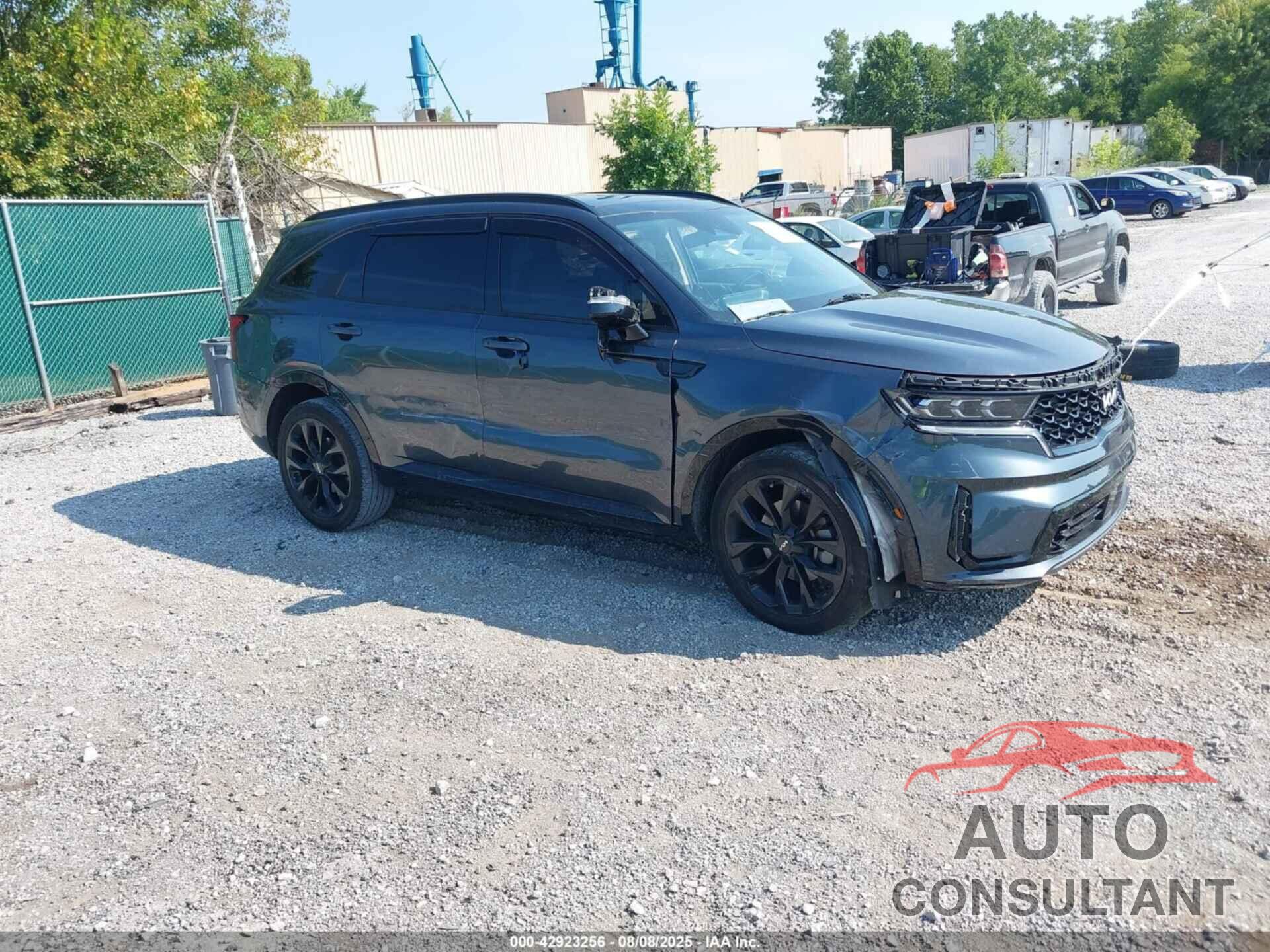 KIA SORENTO 2022 - 5XYRK4LF1NG150550