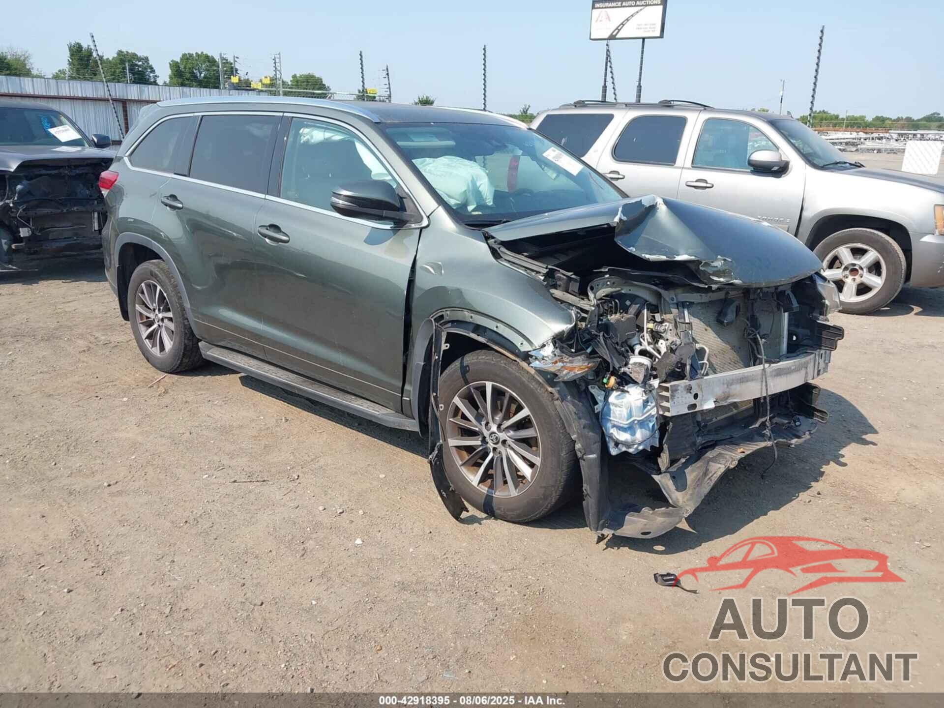 TOYOTA HIGHLANDER 2018 - 5TDKZRFHXJS259187