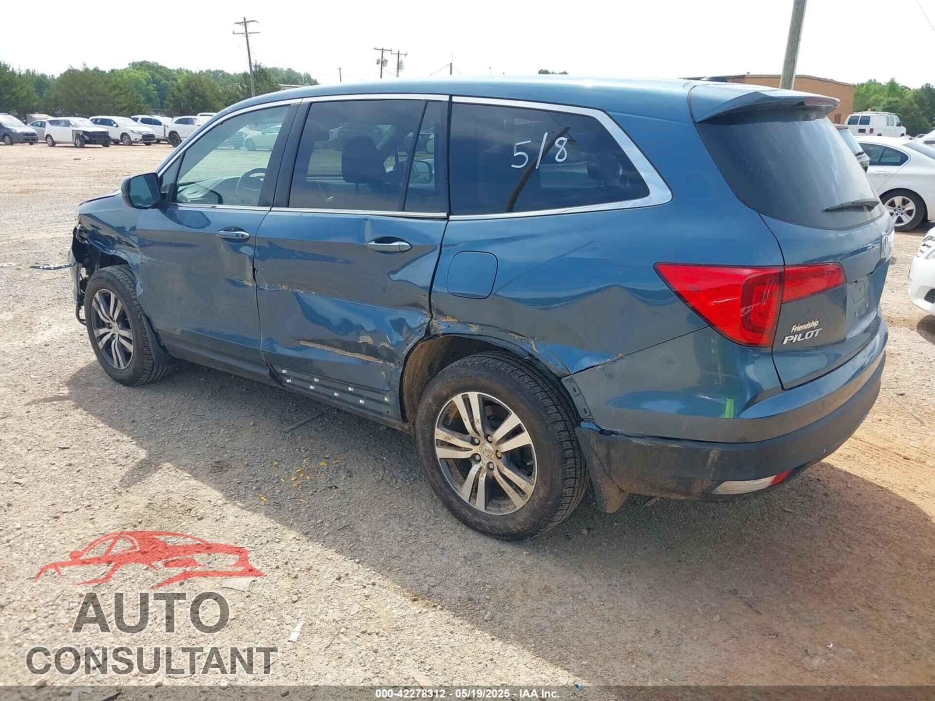 HONDA PILOT 2017 - 5FNYF6H56HB078879