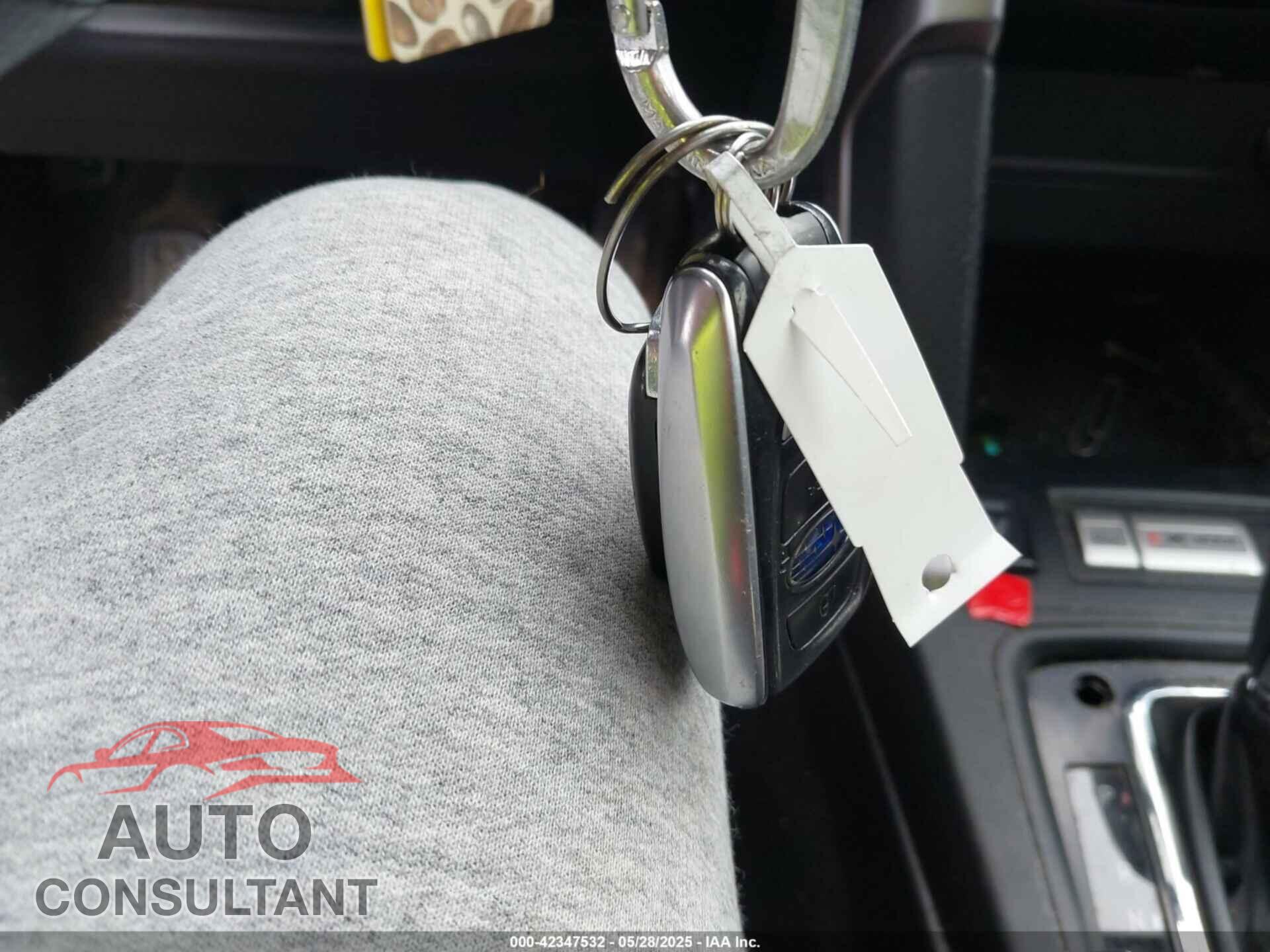 SUBARU FORESTER 2018 - JF2SJAWC6JH496875