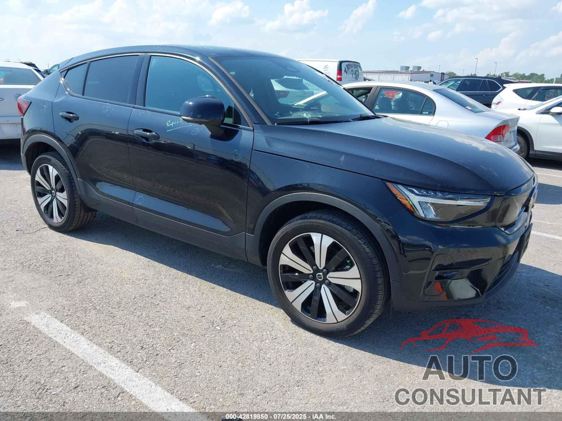 VOLVO C40 RECHARGE PURE ELECTRIC 2023 - YV4ED3GL6P2039974