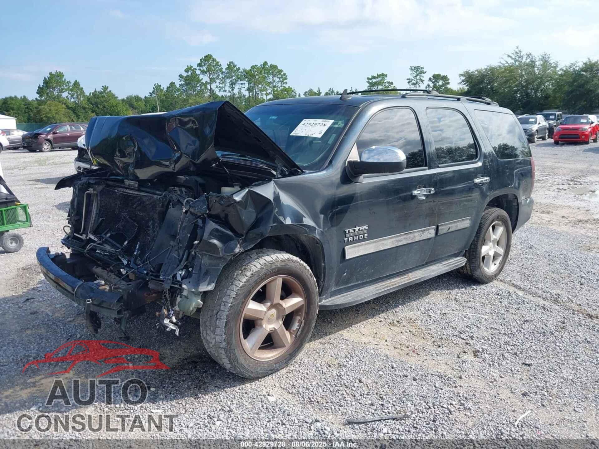 CHEVROLET TAHOE 2011 - 1GNSCAE07BR166312