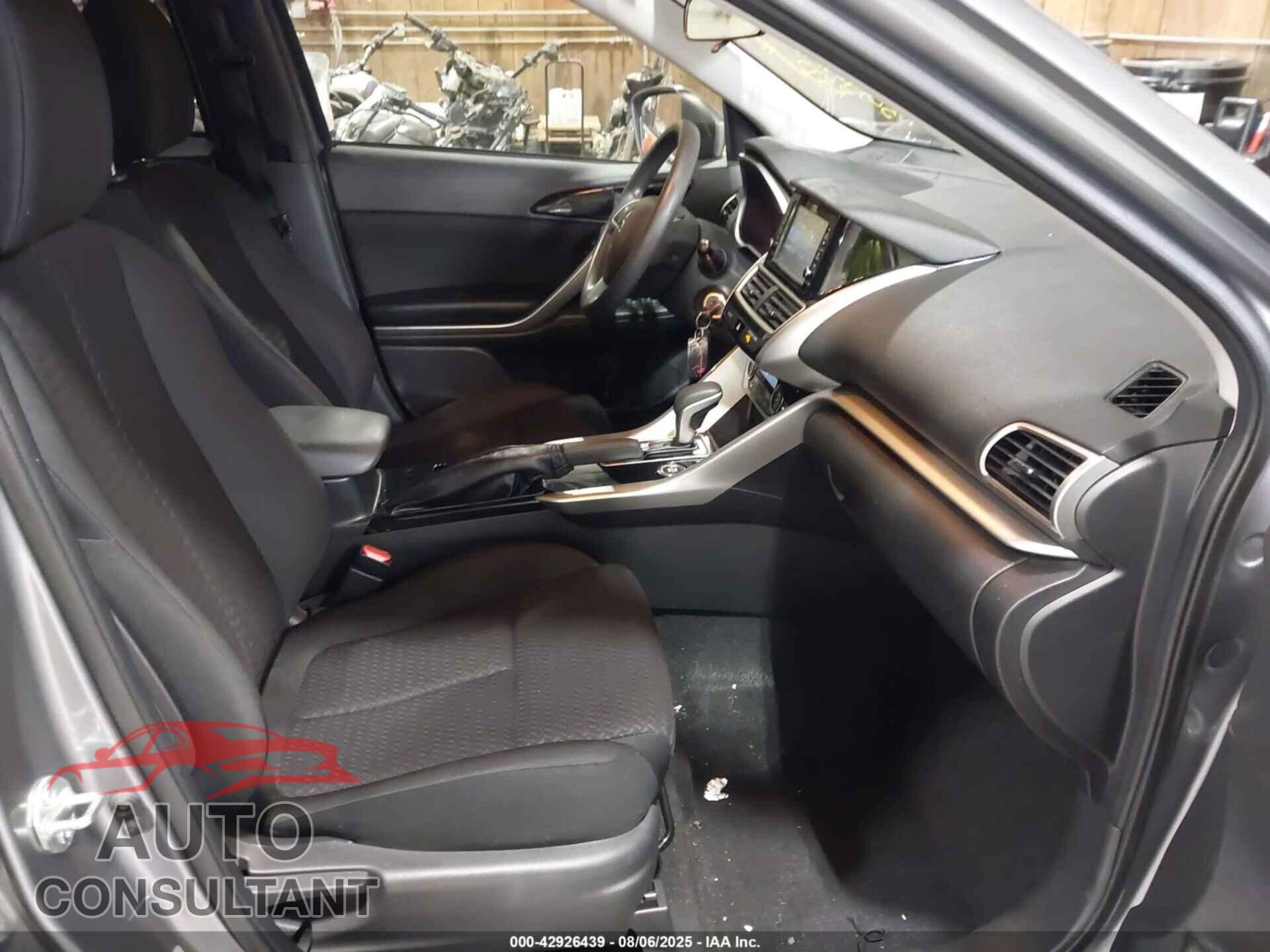 MITSUBISHI ECLIPSE CROSS 2019 - JA4AT3AA9KZ030935