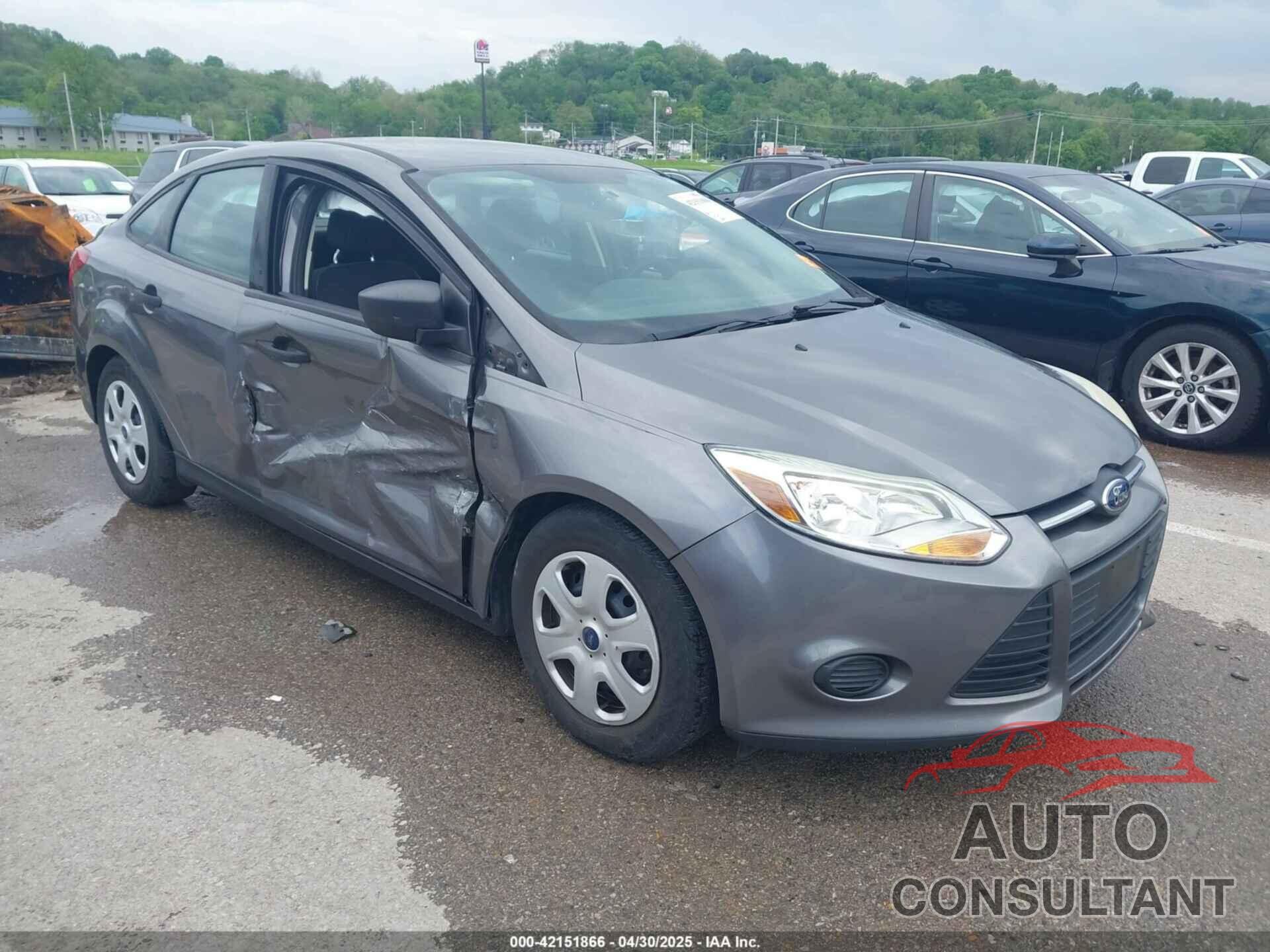 FORD FOCUS 2014 - 1FADP3E23EL276161
