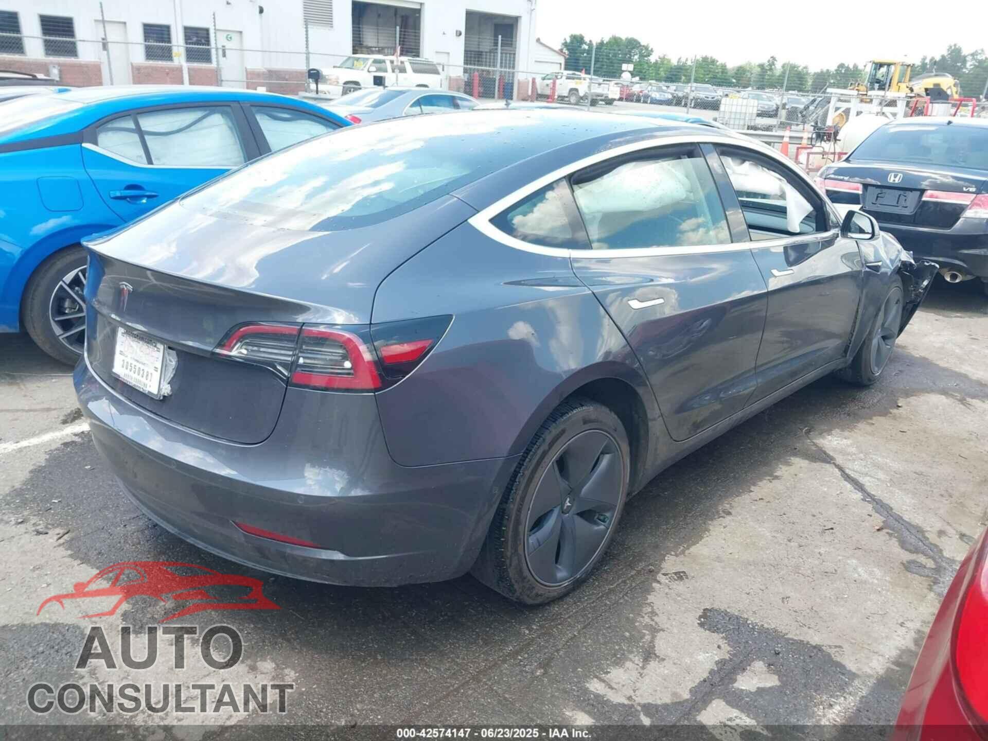TESLA MODEL 3 2019 - 5YJ3E1EA5KF410898