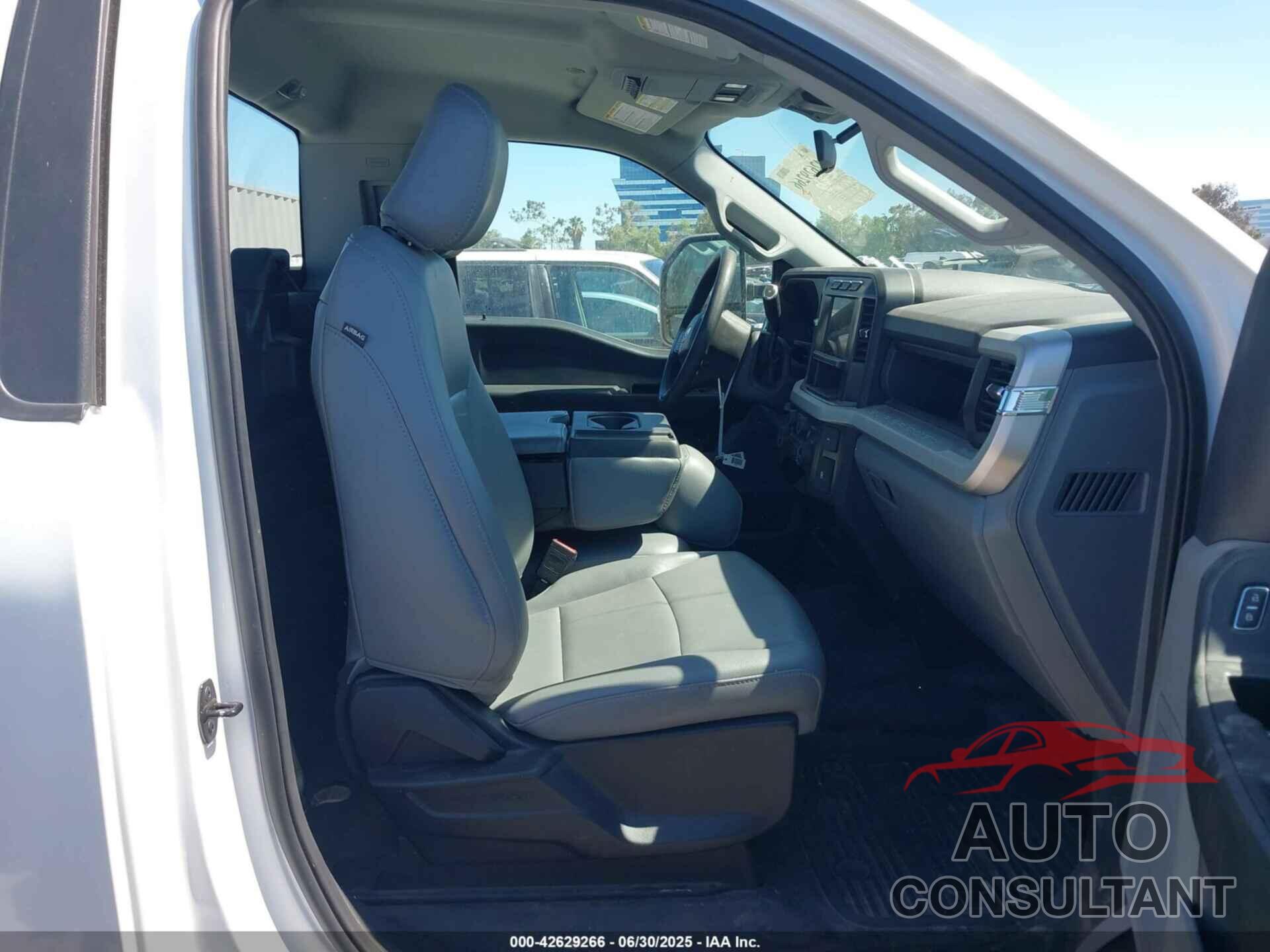 FORD F-250 2023 - 1FTBF2AA6PEE09157