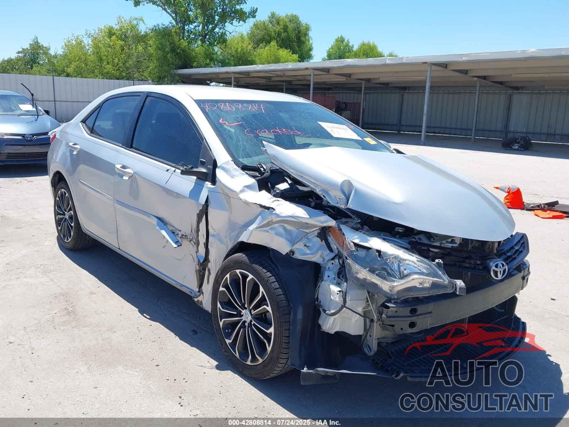 TOYOTA COROLLA 2015 - 5YFBURHEXFP216342