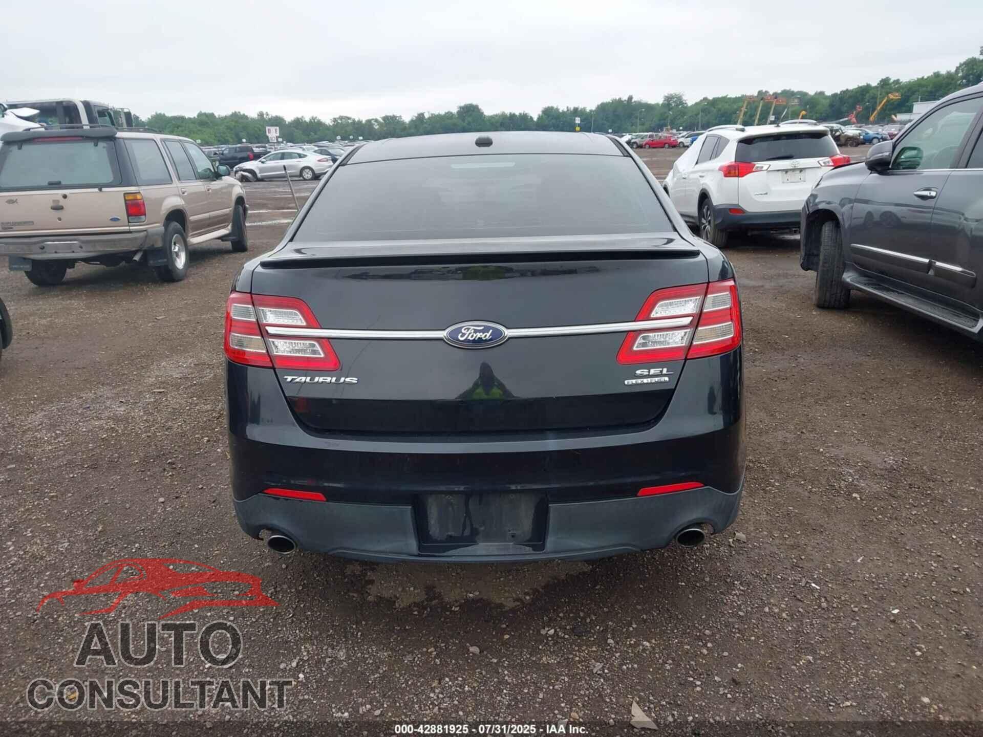 FORD TAURUS 2013 - 1FAHP2E85DG216468