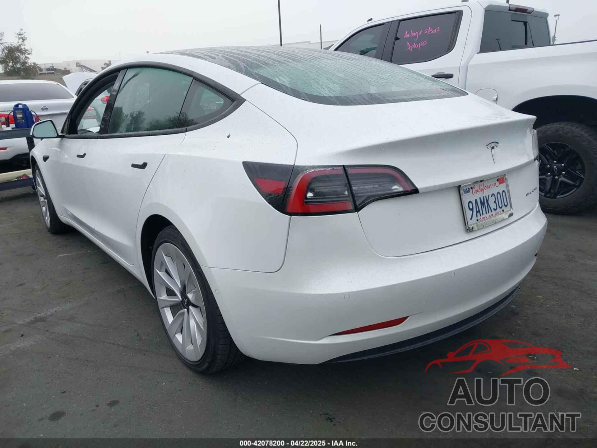 TESLA MODEL 3 2022 - 5YJ3E1EB8NF195708