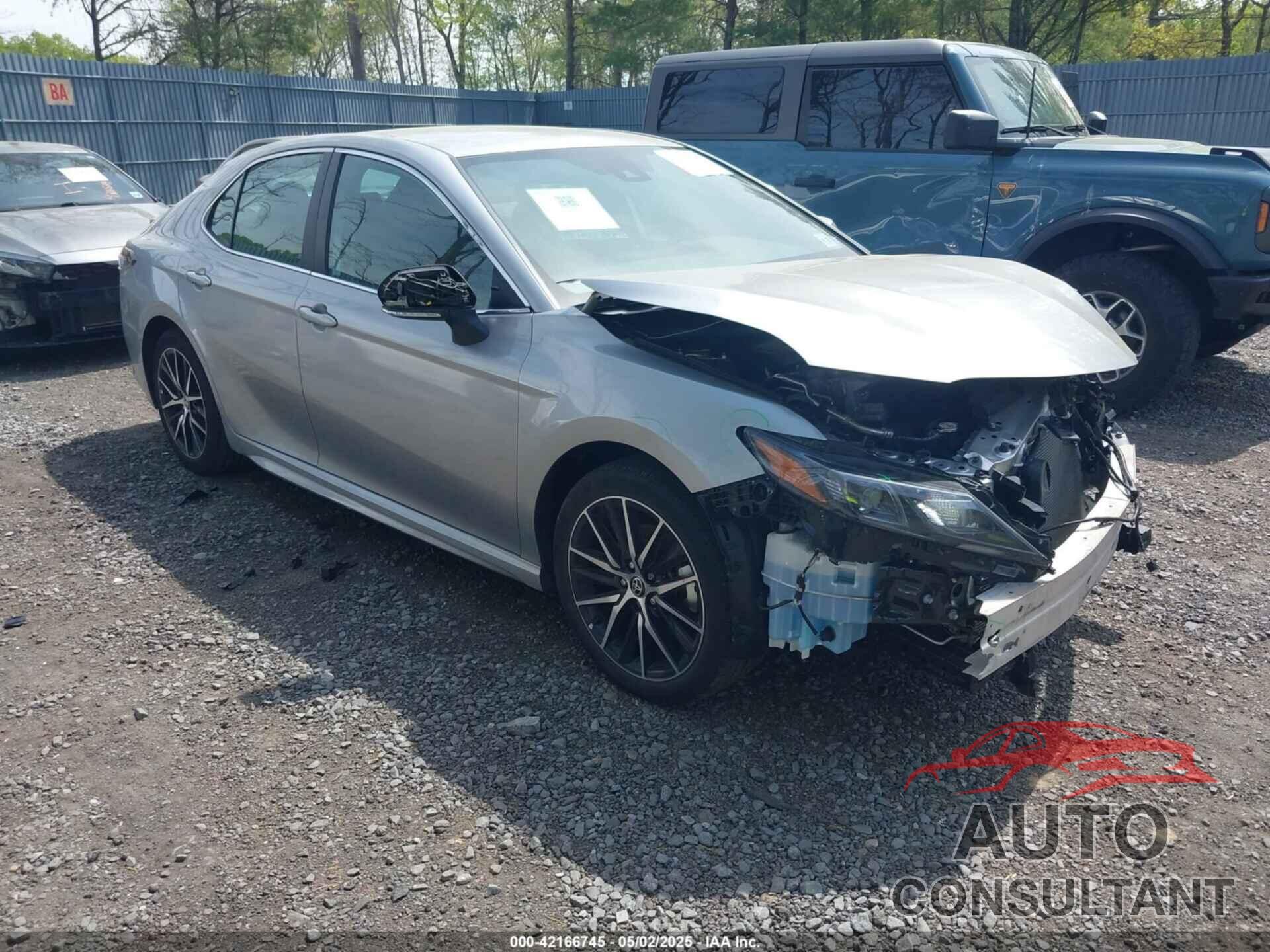 TOYOTA CAMRY 2023 - 4T1G11AK5PU787026