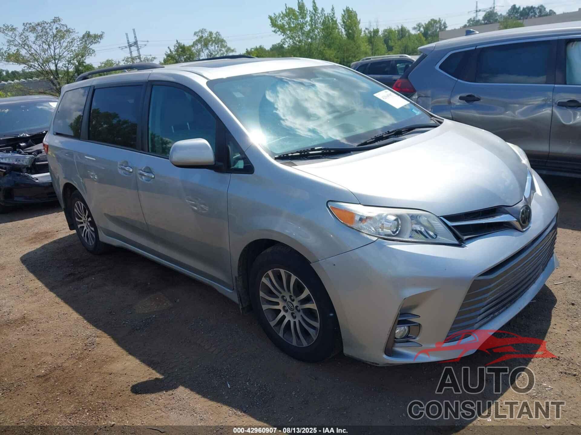 TOYOTA SIENNA 2020 - 5TDYZ3DC0LS035217