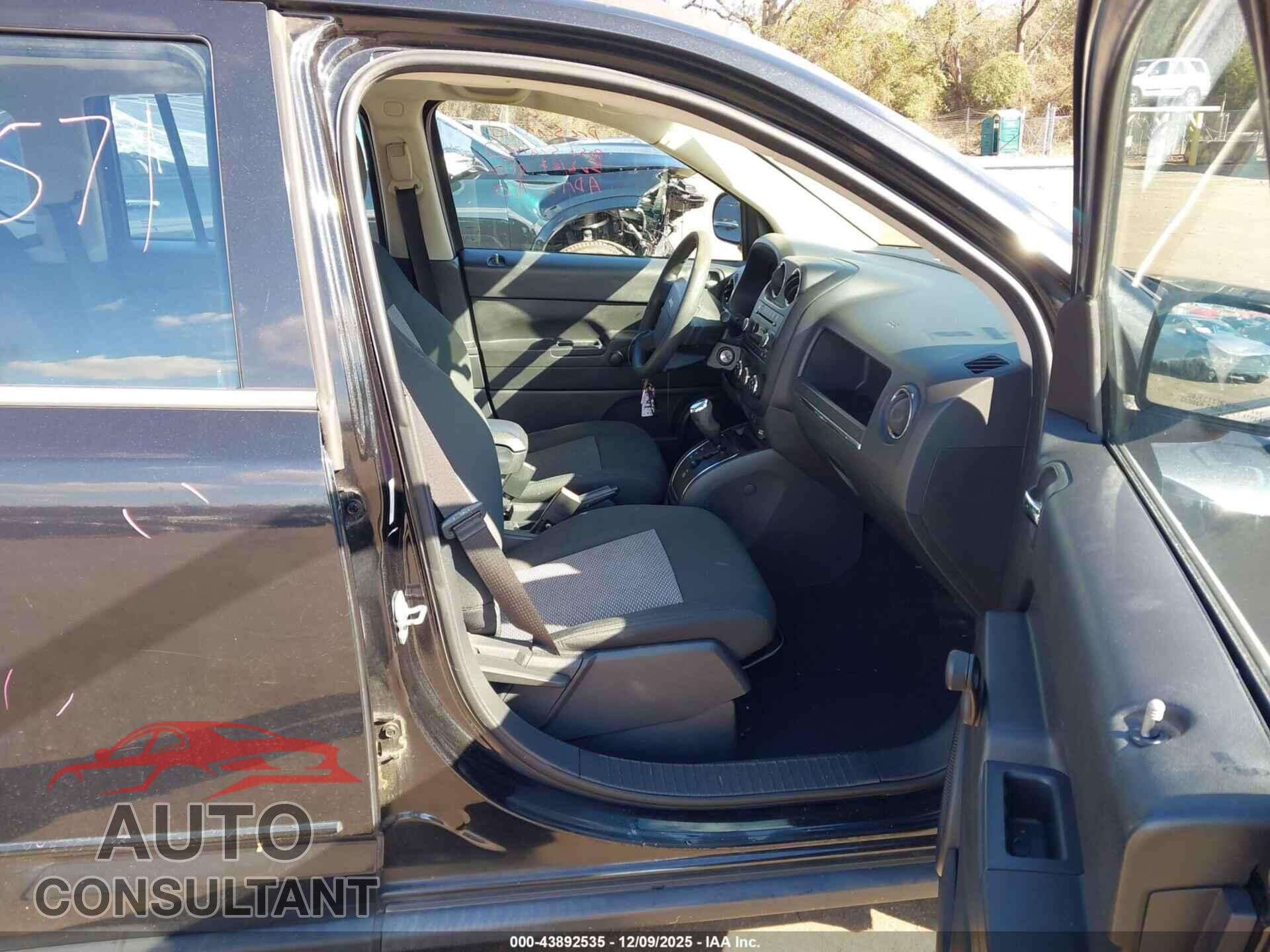 JEEP COMPASS 2010 - 1J4NT4FB2AD515888