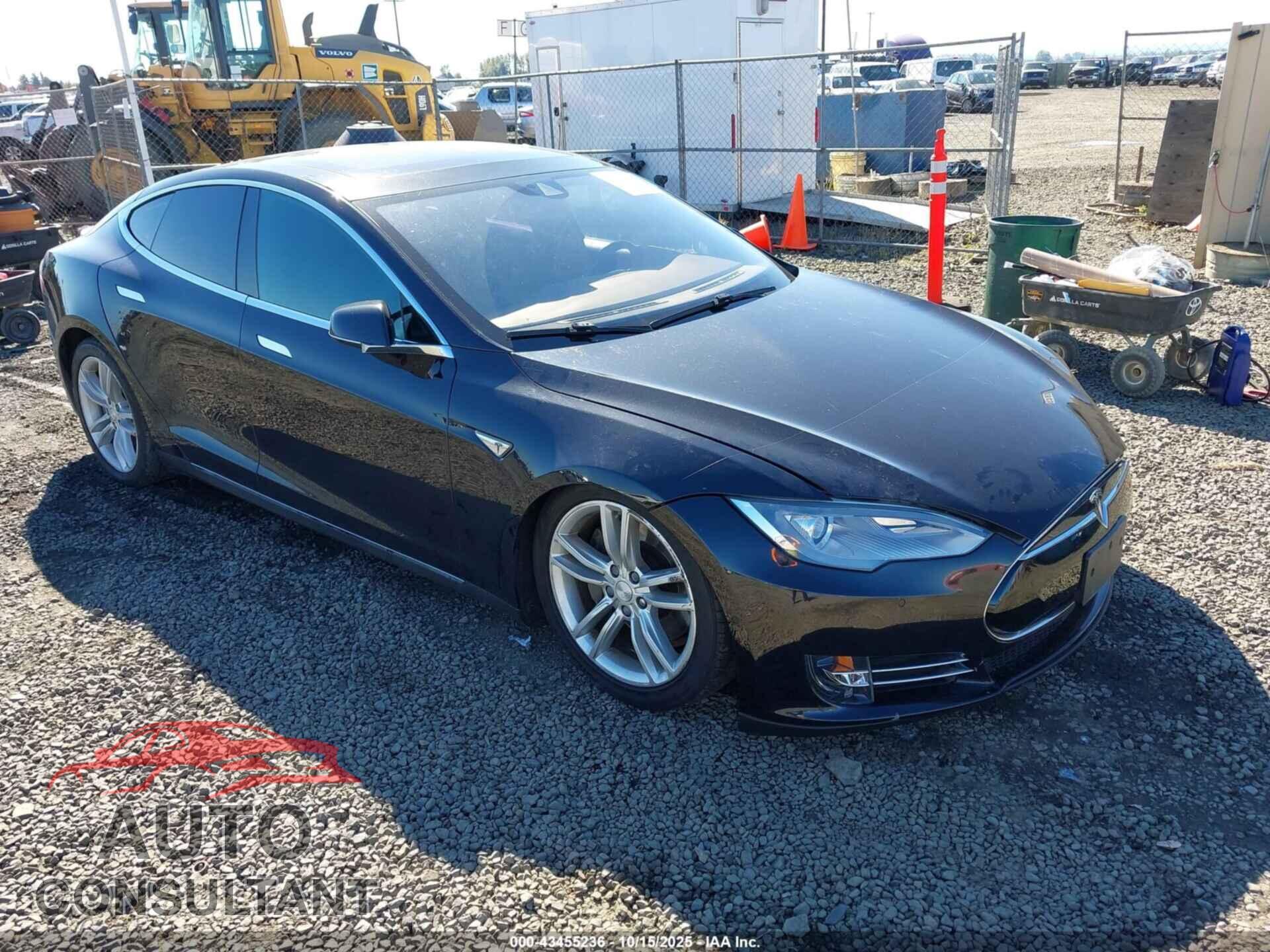 TESLA MODEL S 2015 - 5YJSA1S25FF098009