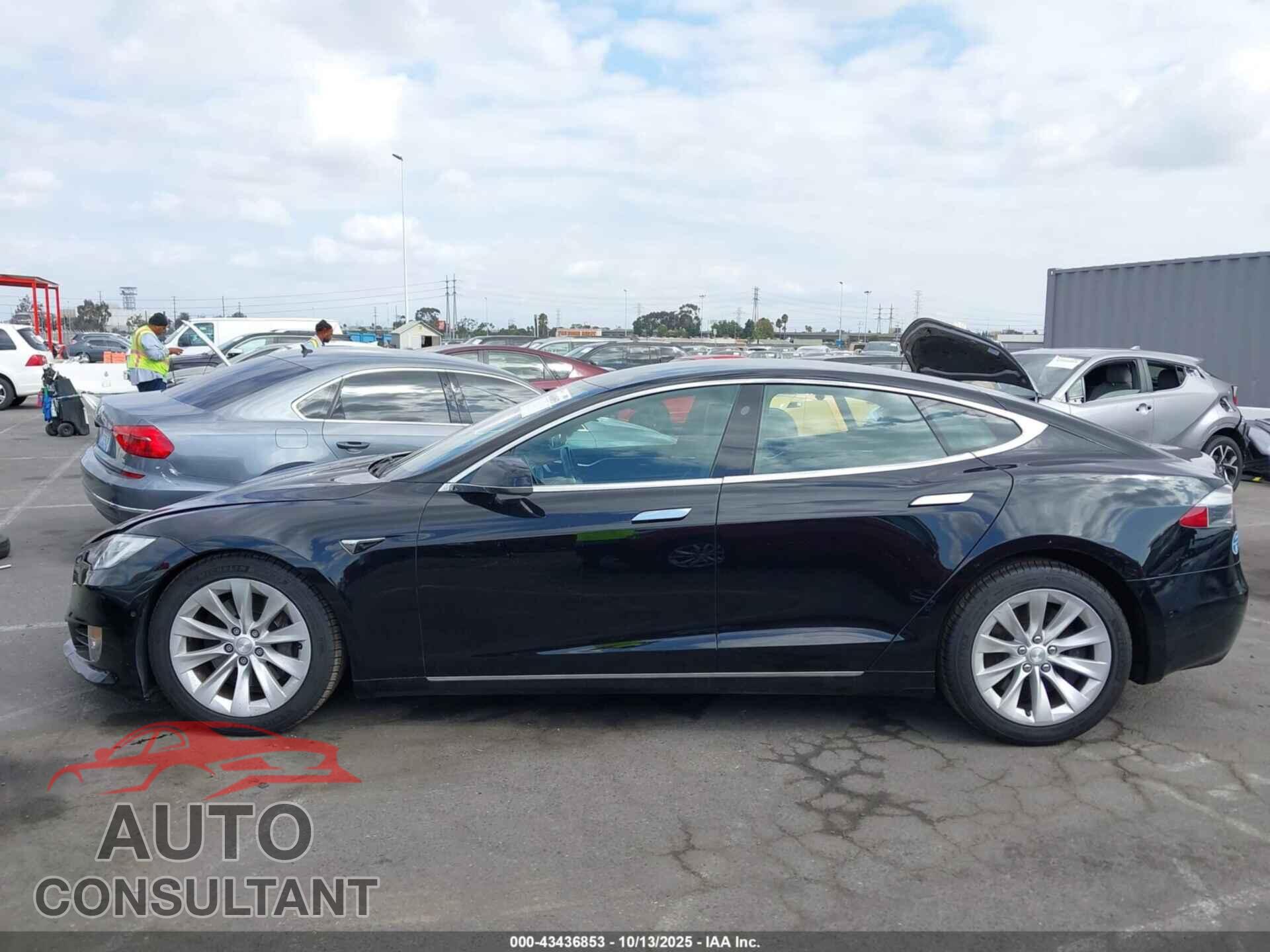 TESLA MODEL S 2017 - 5YJSA1E20HF186948