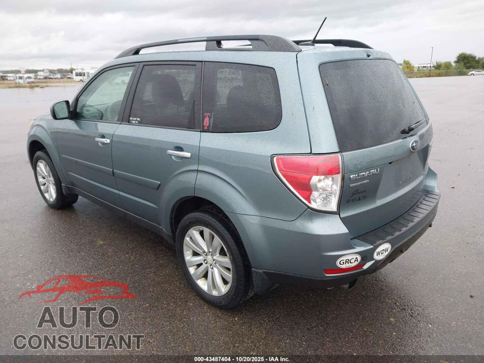SUBARU FORESTER 2011 - JF2SHBFC4BH758296