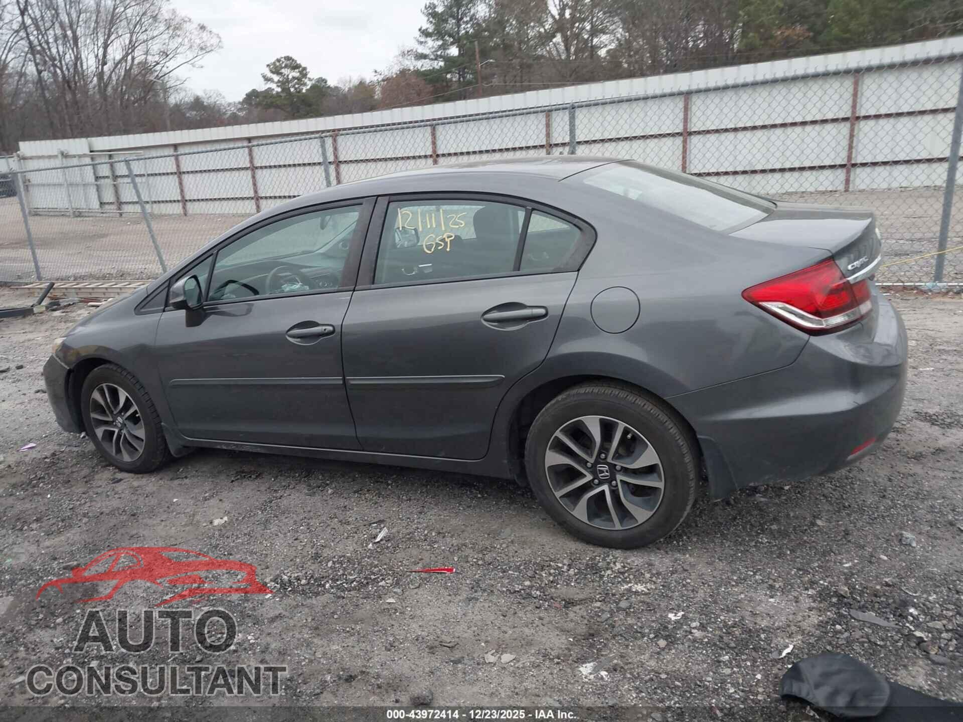 HONDA CIVIC 2013 - 2HGFB2F86DH557320