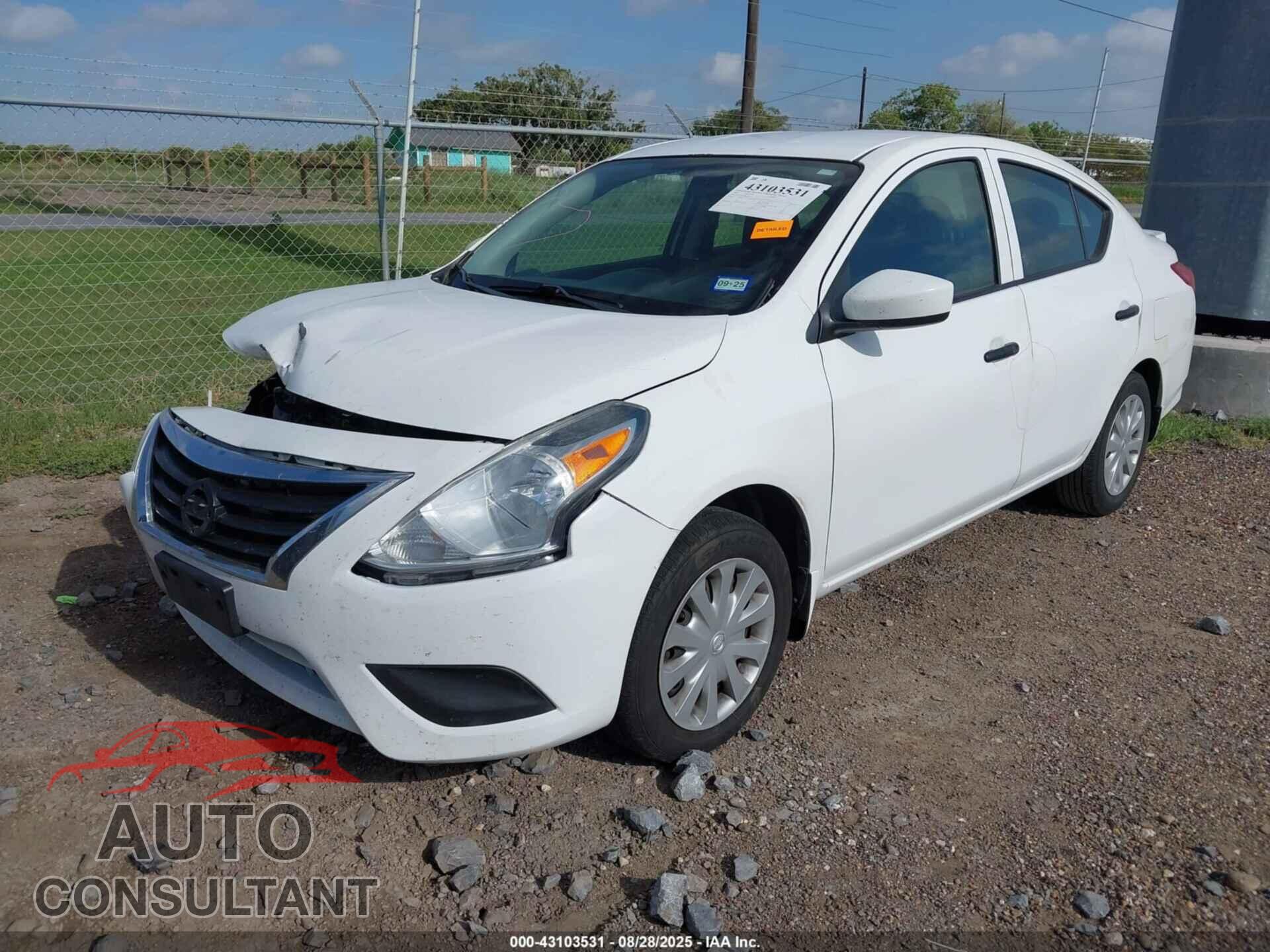 NISSAN VERSA 2017 - 3N1CN7AP3HL907037