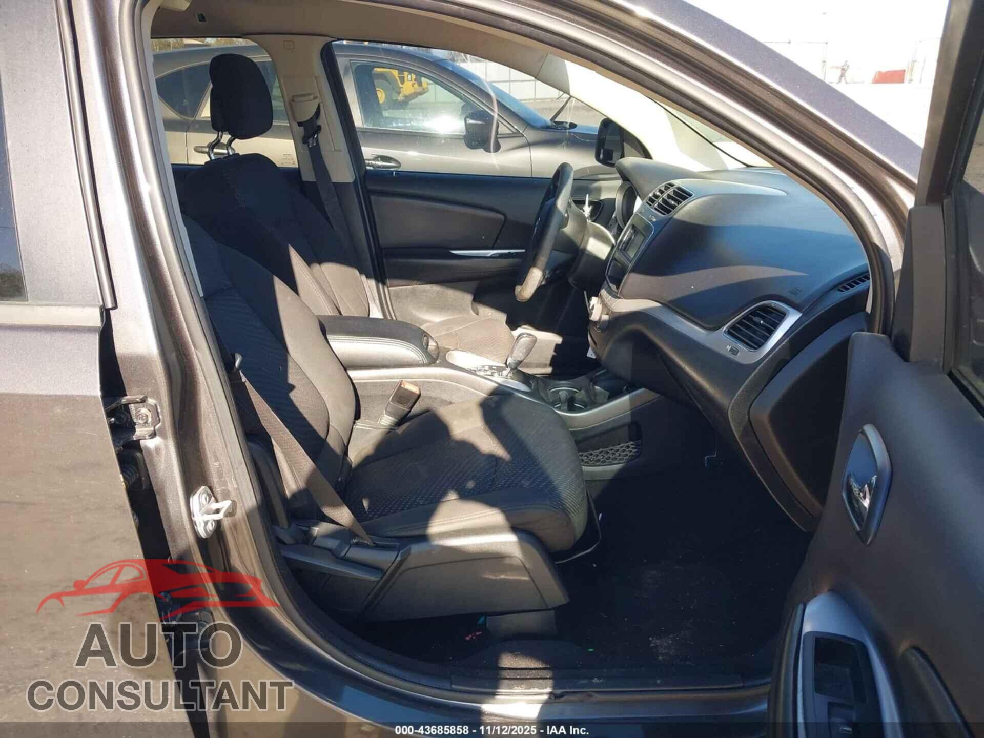 DODGE JOURNEY 2017 - 3C4PDCBG6HT532009