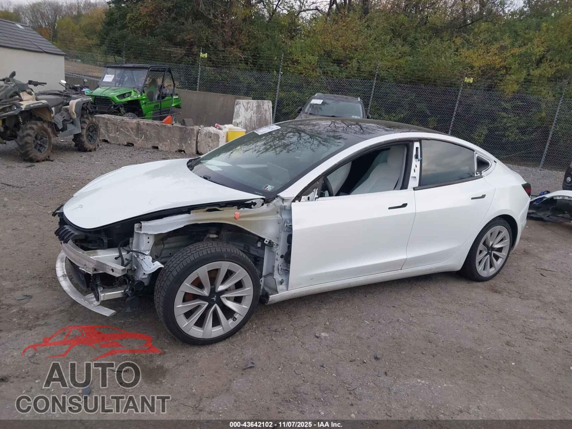TESLA MODEL 3 2021 - 5YJ3E1EB6MF047457