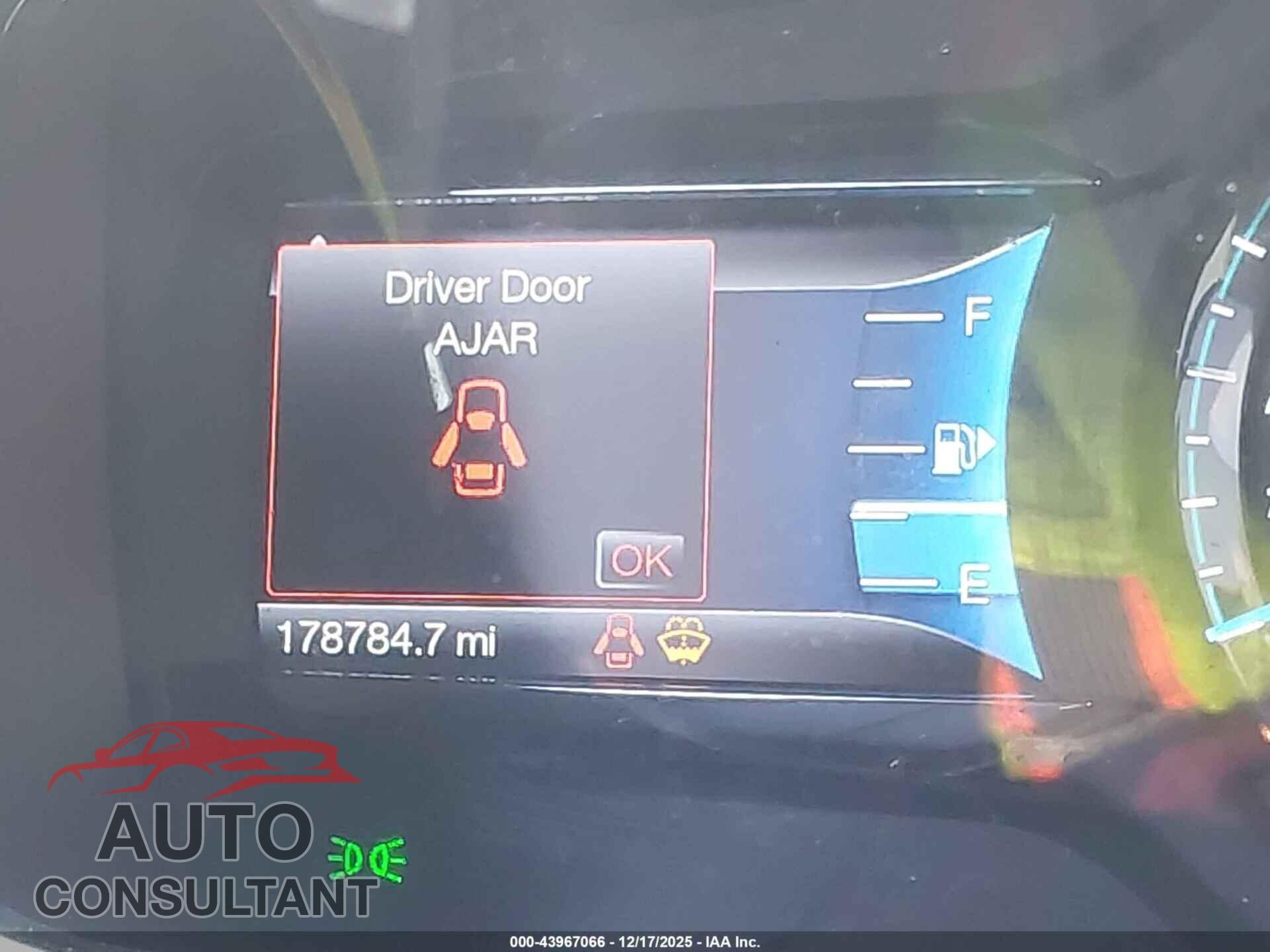 FORD TAURUS 2014 - 1EAHP2E93EG109638