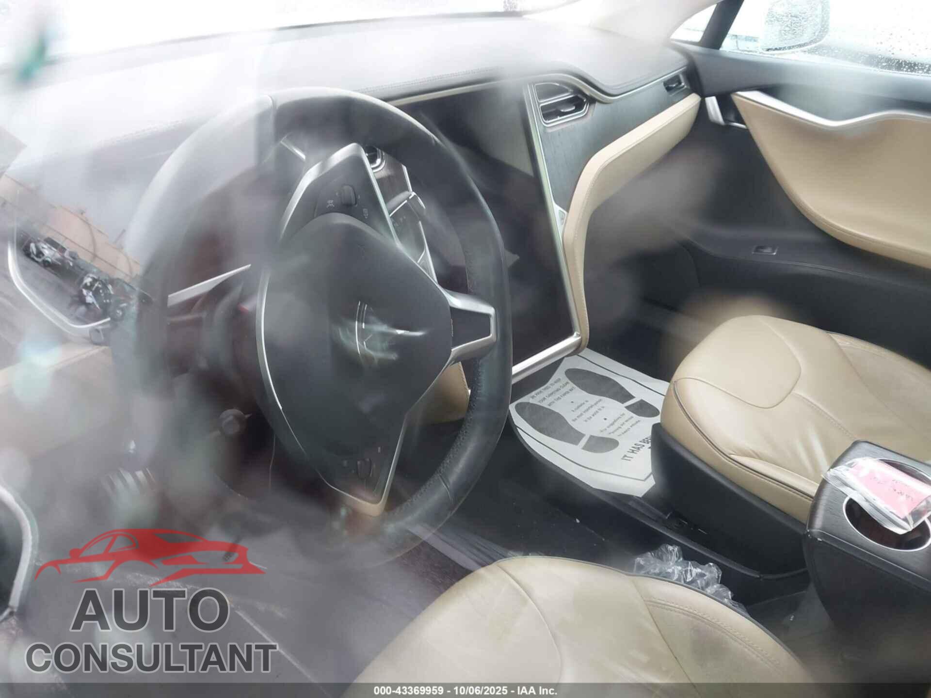 TESLA MODEL S 2013 - 5YJSA1CP3DFP05886