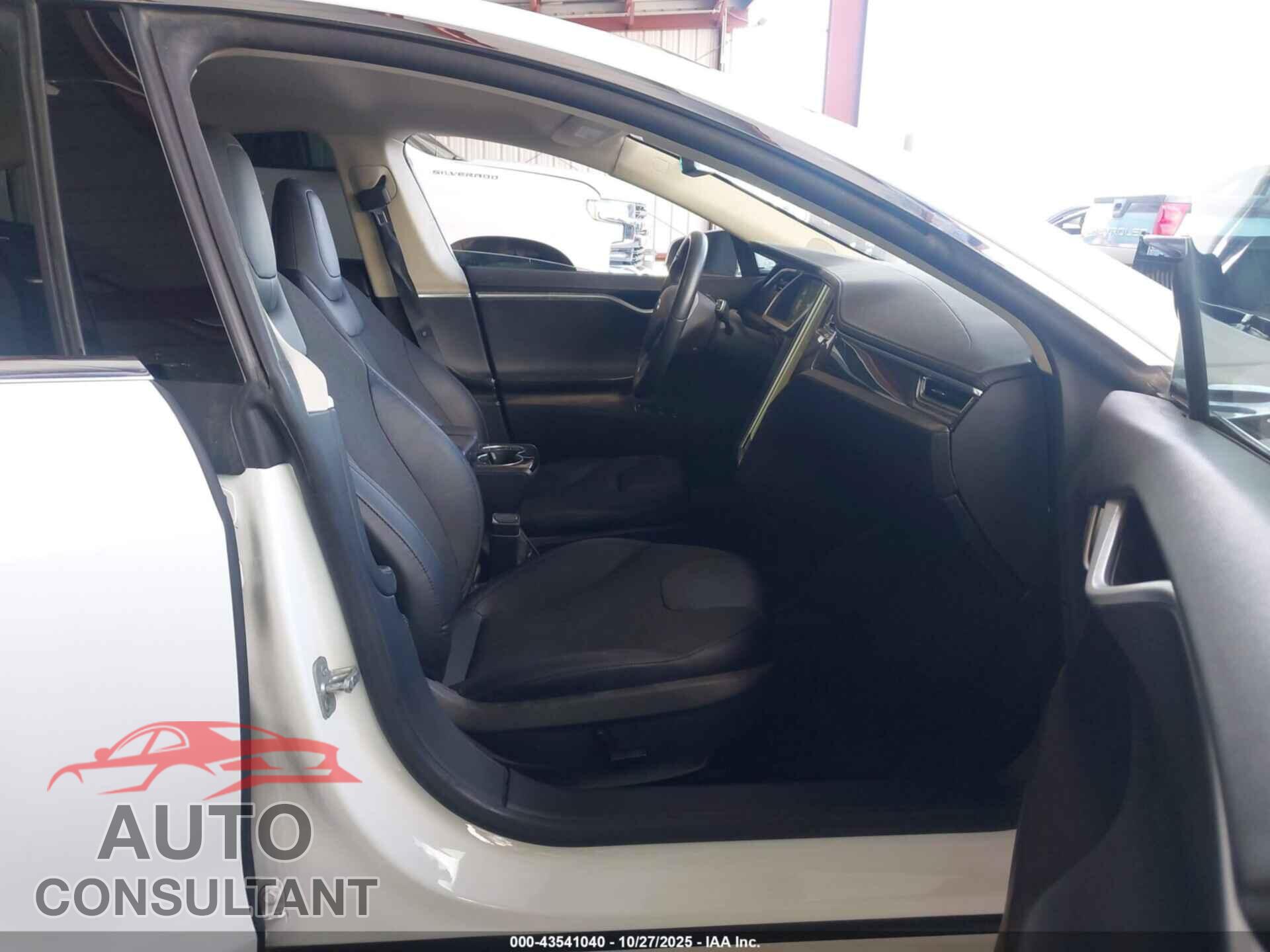 TESLA MODEL S 2013 - 5YJSA1CN2DFP05943