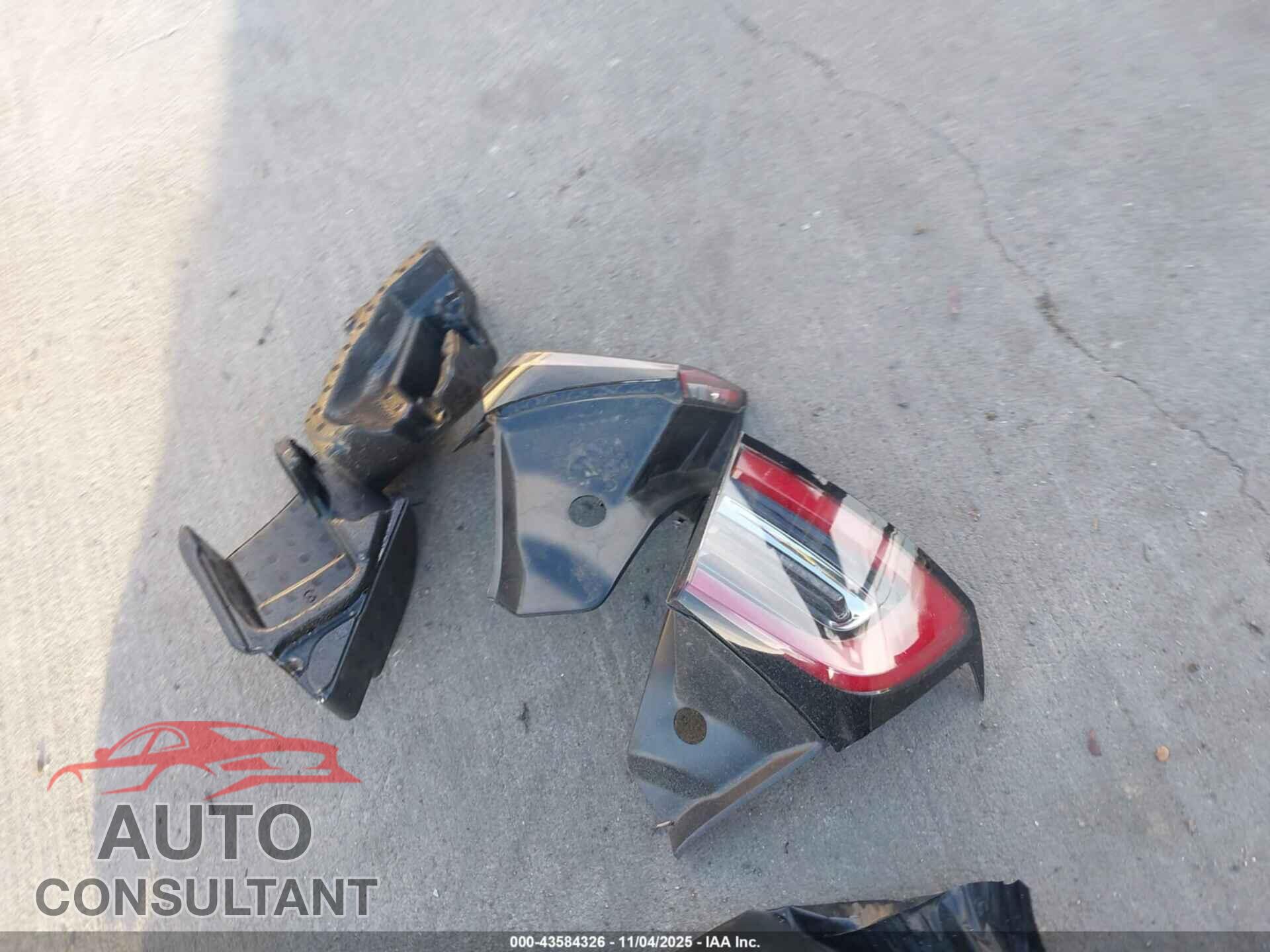 TESLA MODEL 3 2018 - 5YJ3E1EA5JF028014