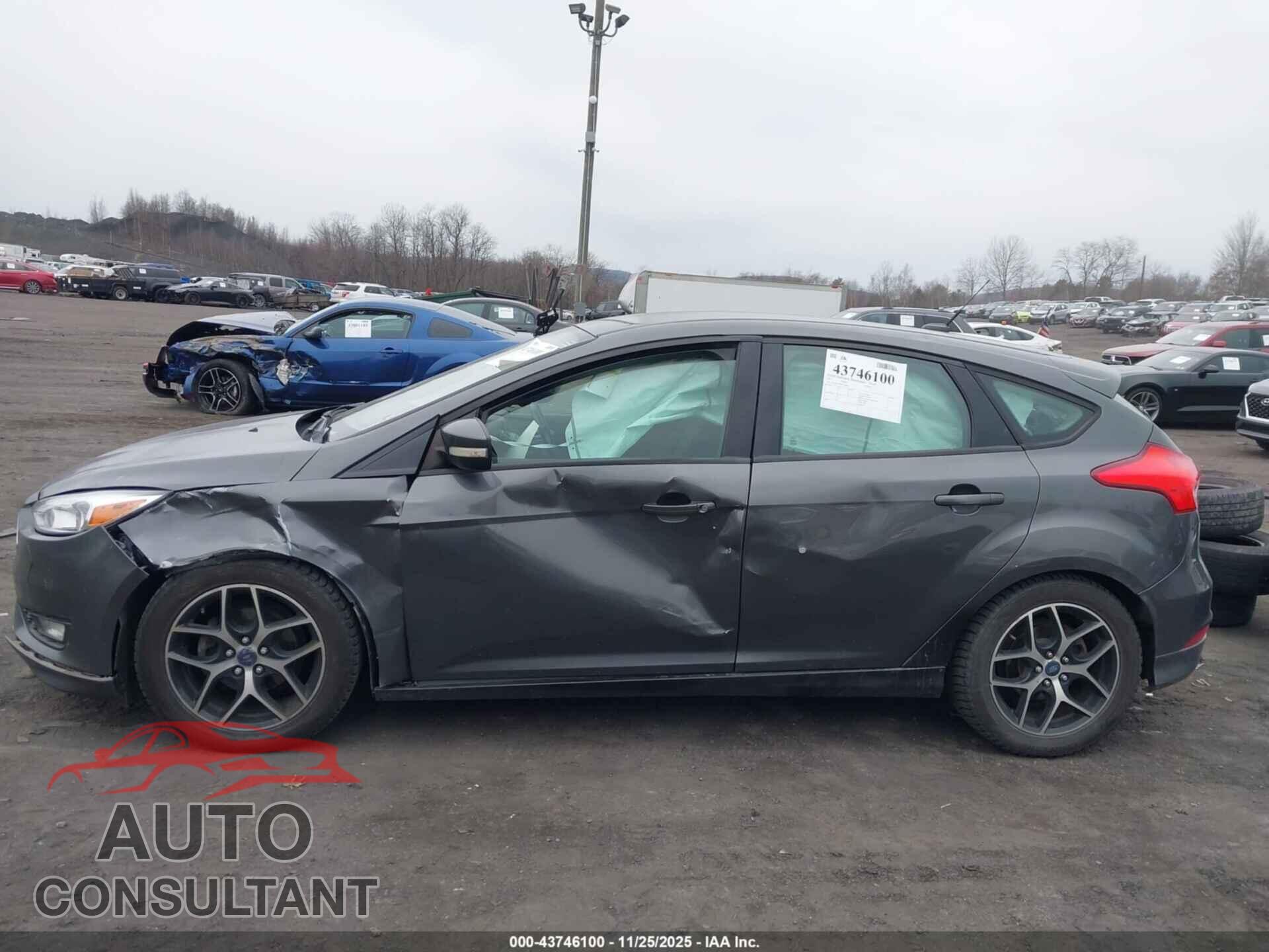 FORD FOCUS 2015 - 1FADP3K28FL214020