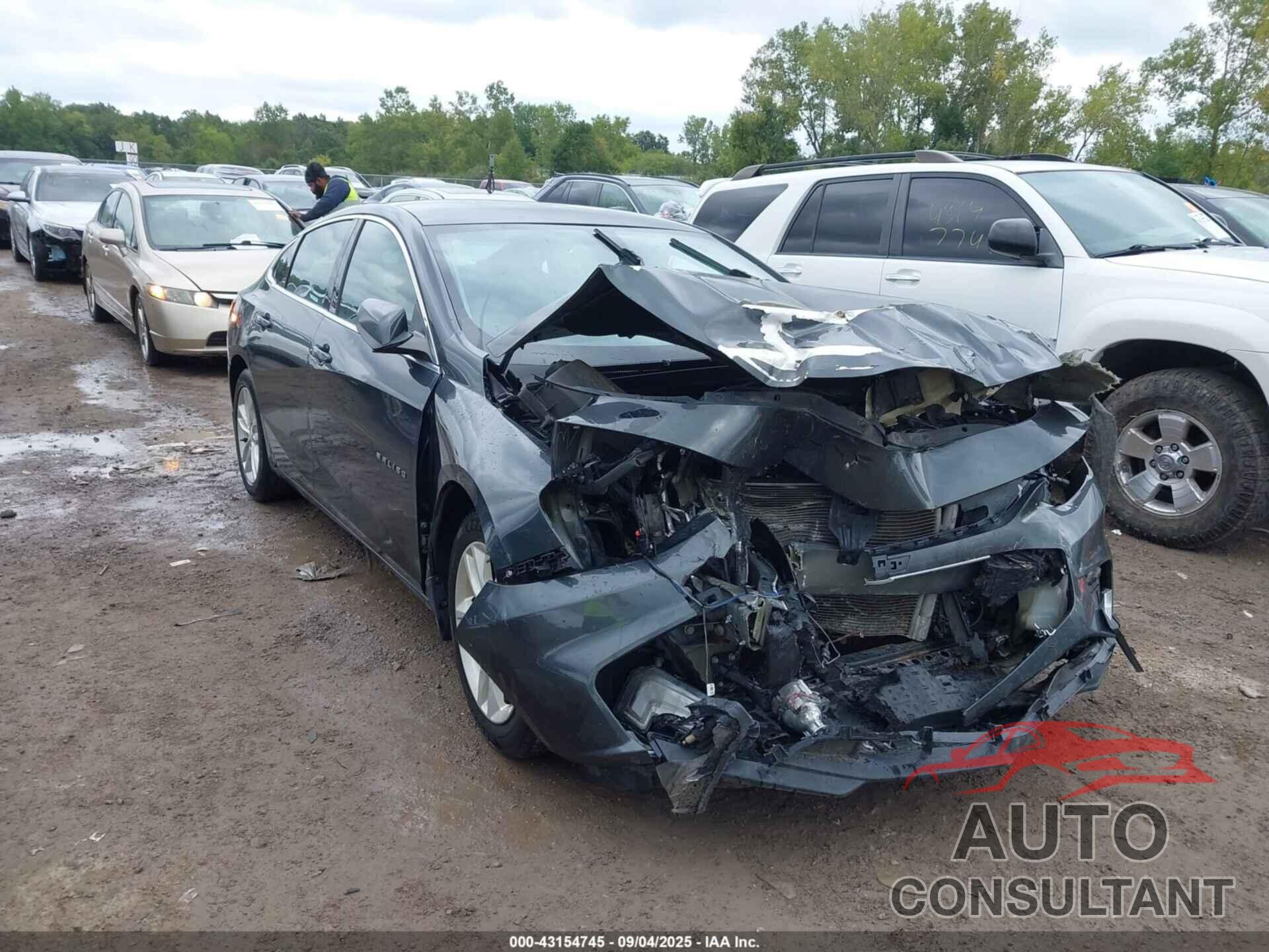 CHEVROLET MALIBU 2017 - 1G1ZE5ST0HF149801