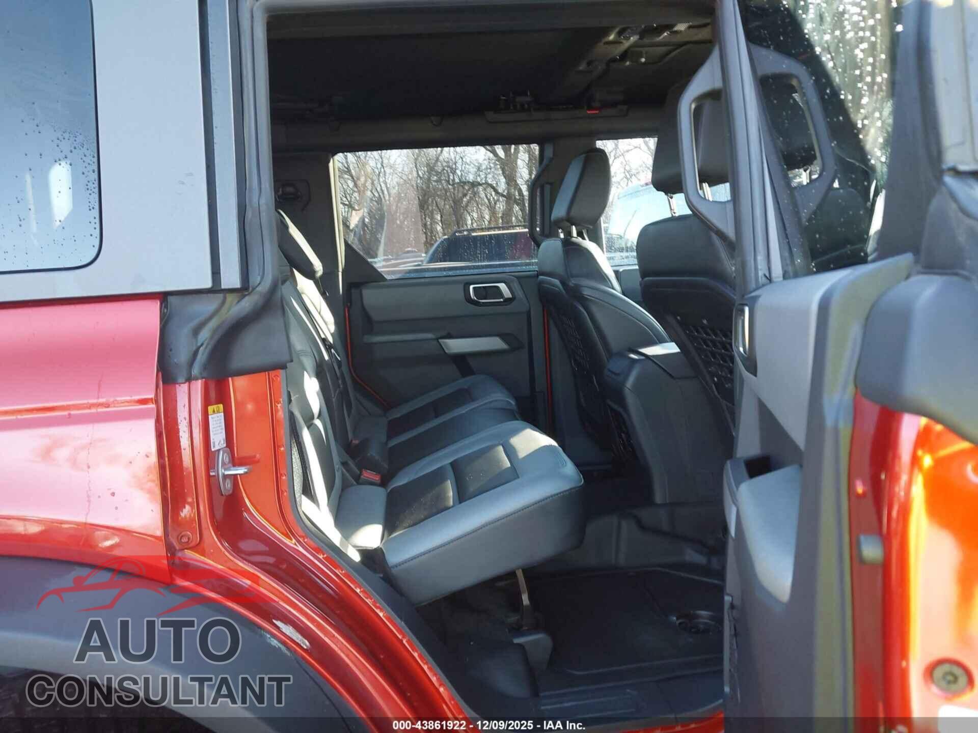 FORD BRONCO 2022 - 1FMEE5DP8NLB74900