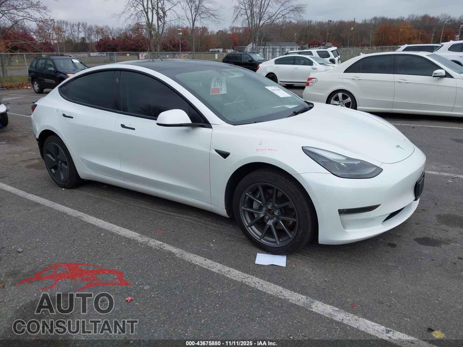 TESLA MODEL 3 2022 - 5YJ3E1EB0NF339221