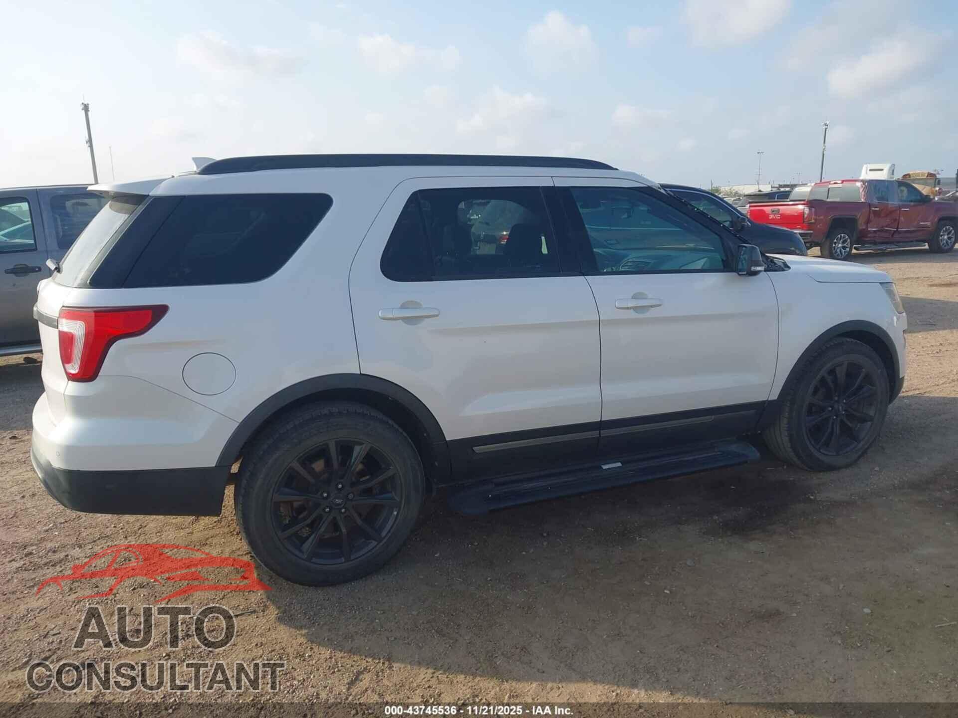 FORD EXPLORER 2017 - 1FM5K7D86HGB62495
