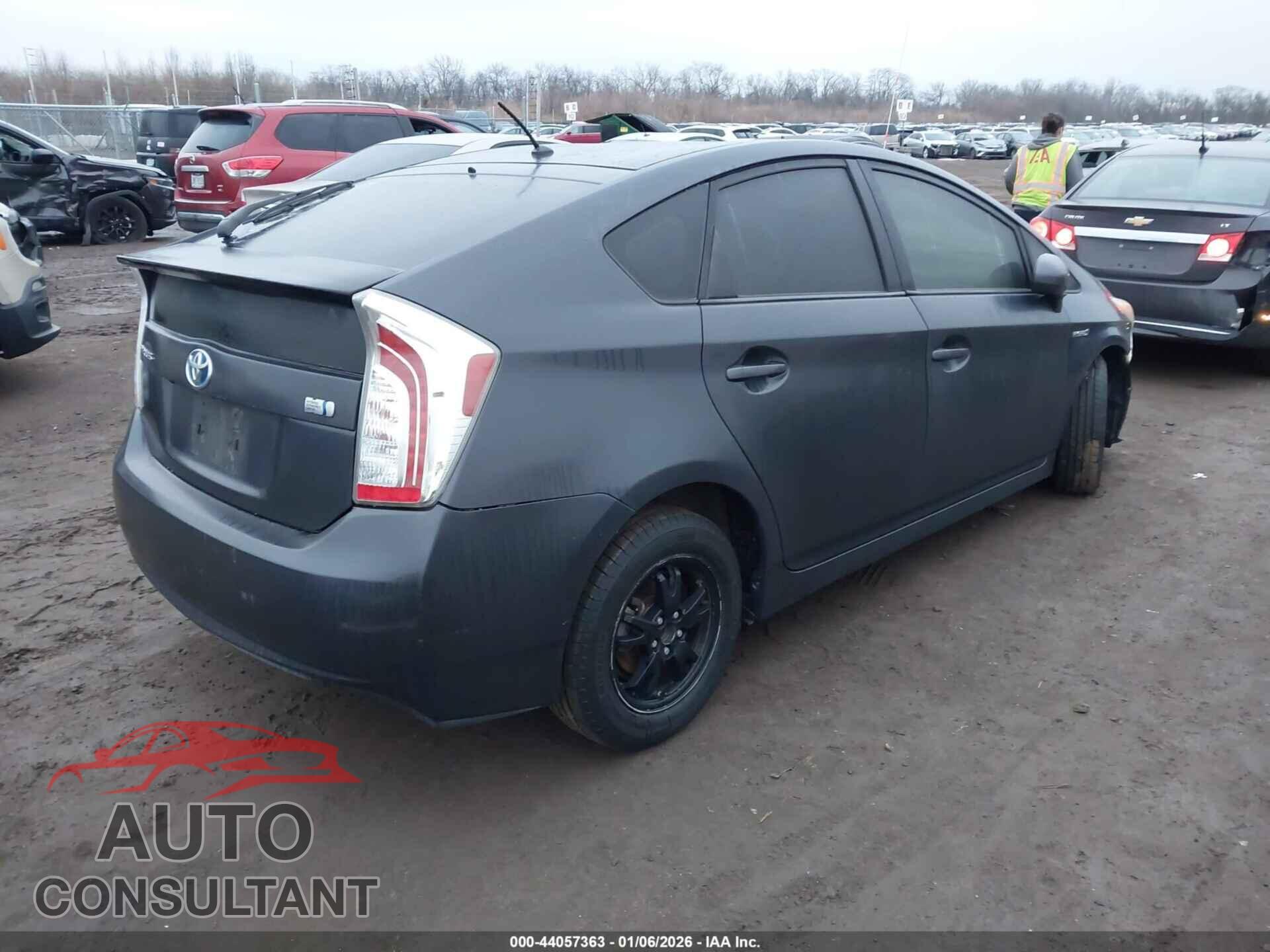 TOYOTA PRIUS 2015 - JTDKN3DU5F0399666