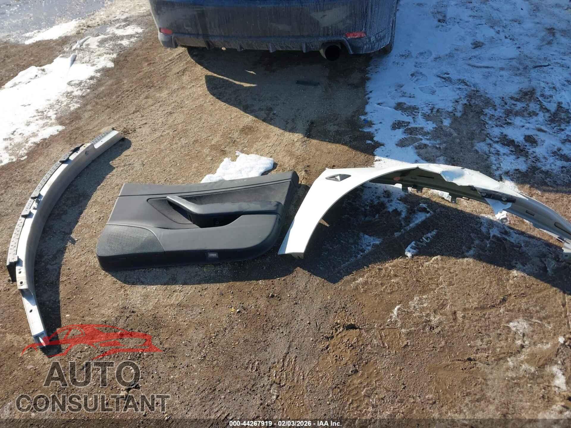 TESLA MODEL 3 2019 - 5YJ3E1EA7KF314108