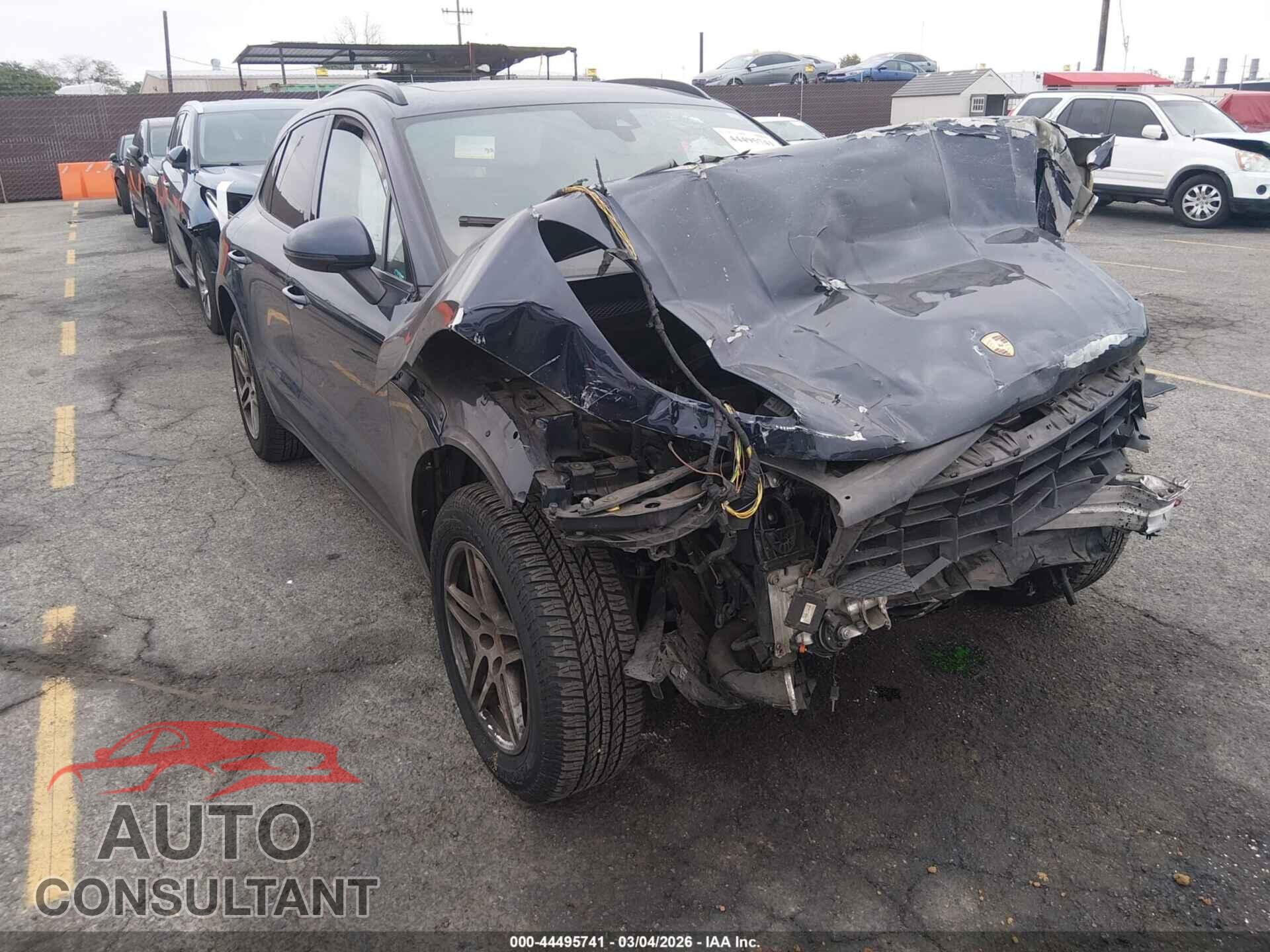 PORSCHE MACAN 2018 - WP1AA2A51JLB08181
