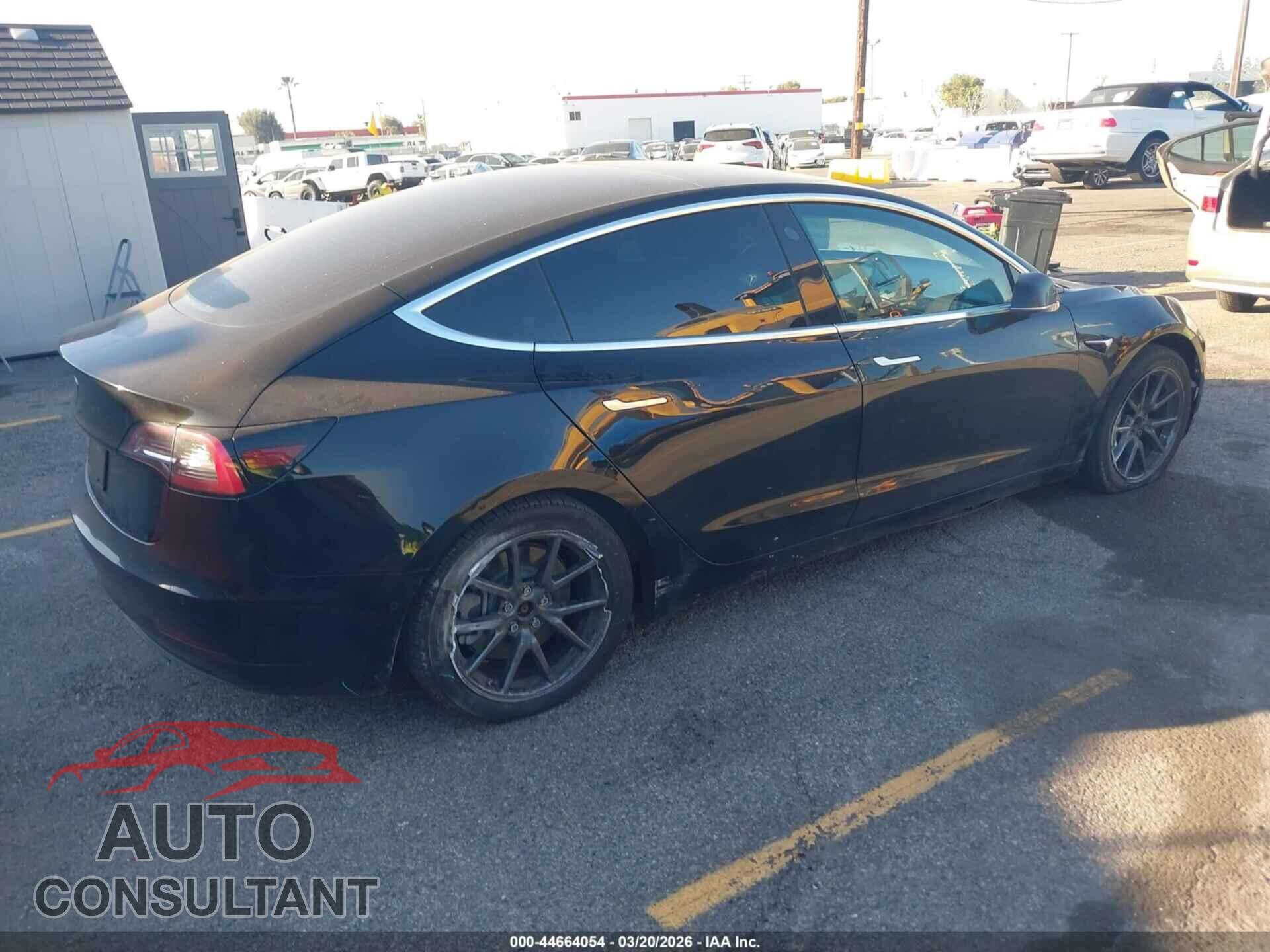 TESLA MODEL 3 2019 - 5YJ3E1EA2KF400068