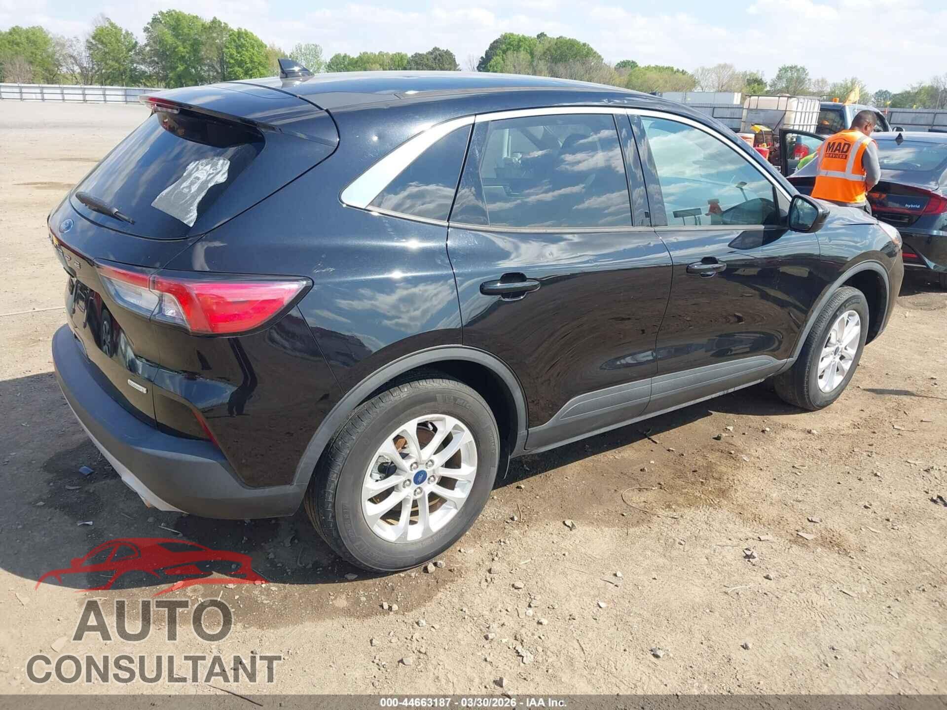 FORD ESCAPE 2020 - 1FMCU0G66LUA68551