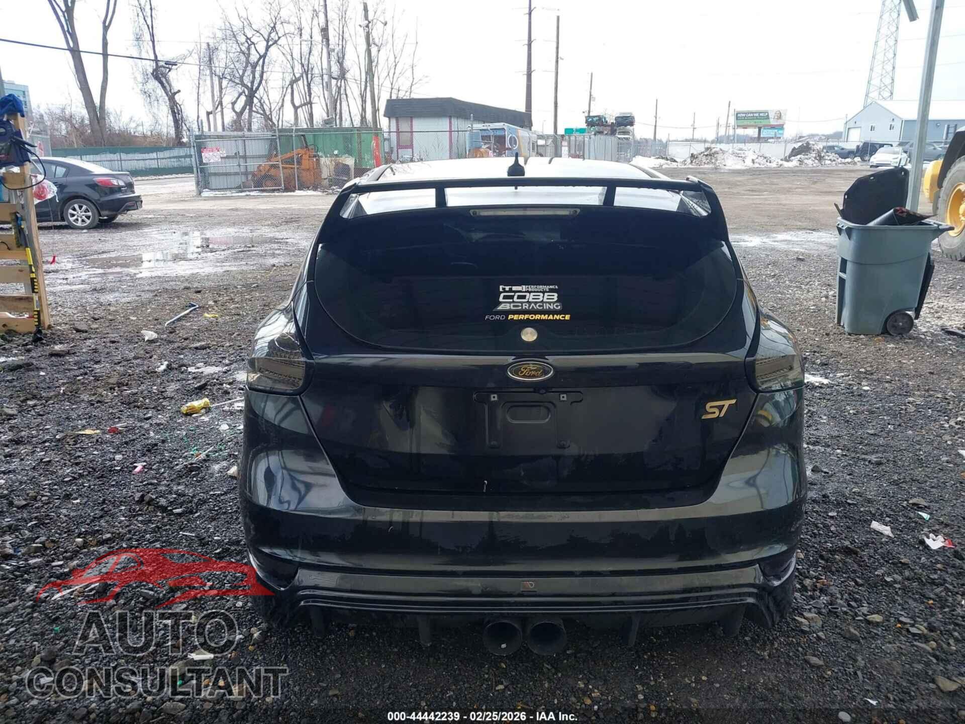 FORD FOCUS ST 2016 - 1FADP3L96GL206821
