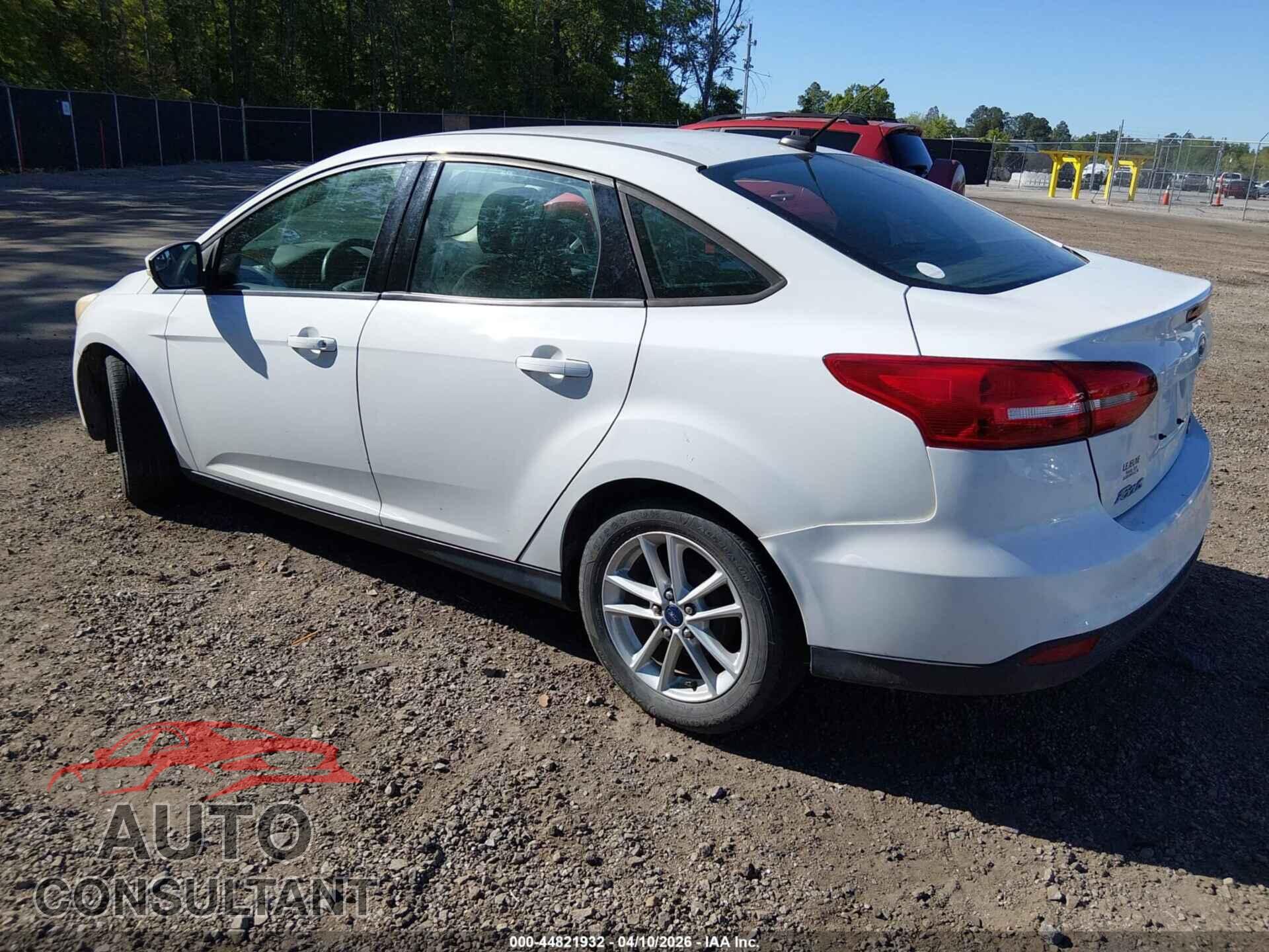FORD FOCUS 2015 - 1FADP3F20FL250357
