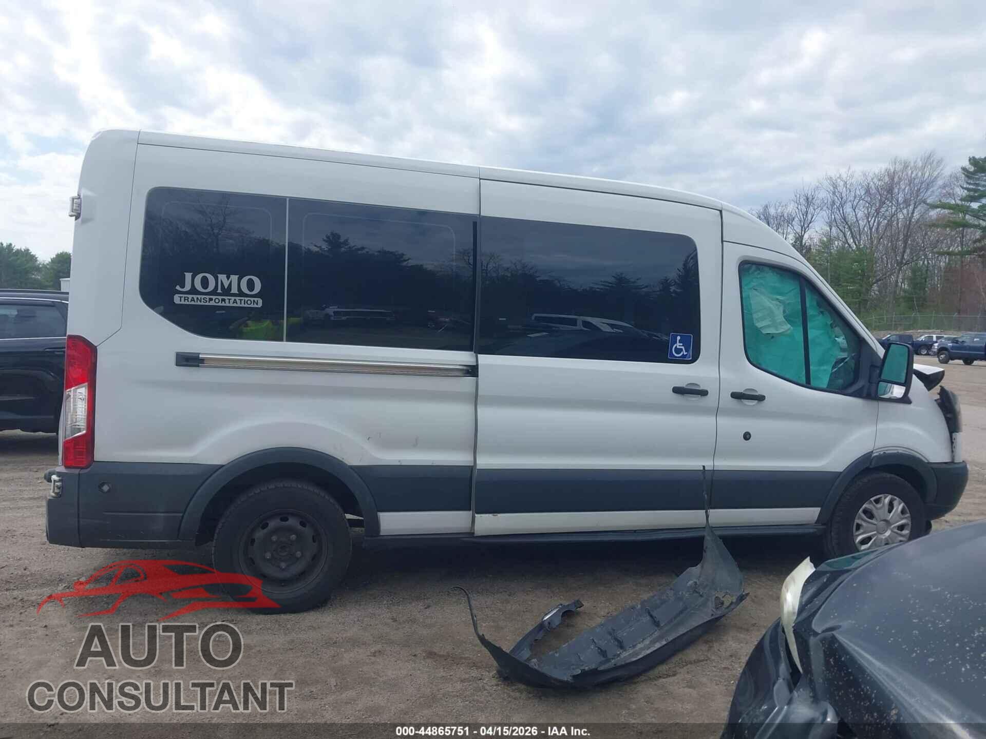 FORD TRANSIT-150 2018 - 1FTYE2CM2JKB43164
