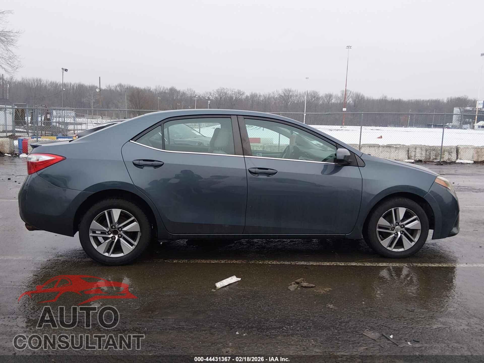TOYOTA COROLLA 2014 - 2T1BPRHE4EC002419