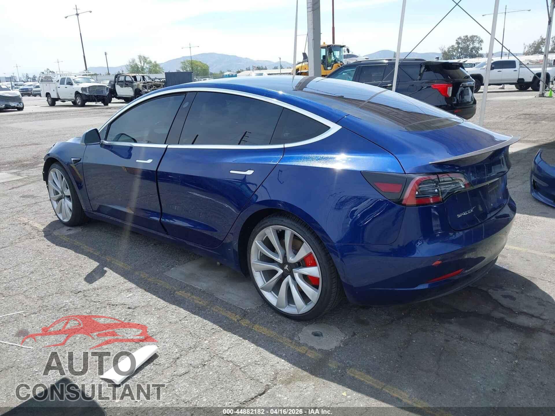 TESLA MODEL 3 2018 - 5YJ3E1EB9JF081050