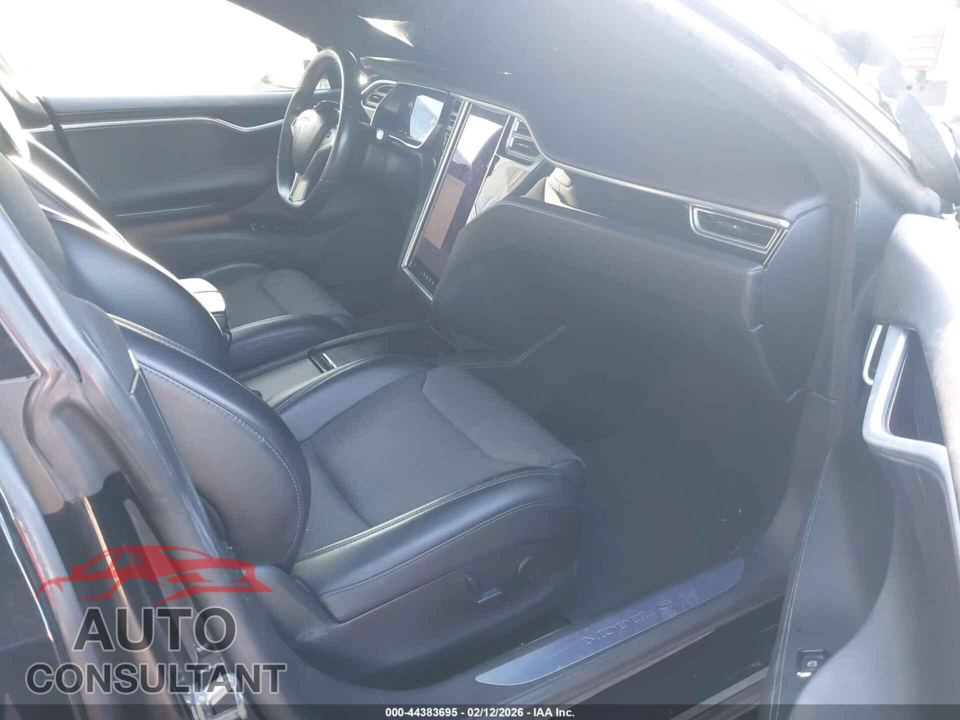 TESLA MODEL S 2017 - 5YJSA1E18HF210565