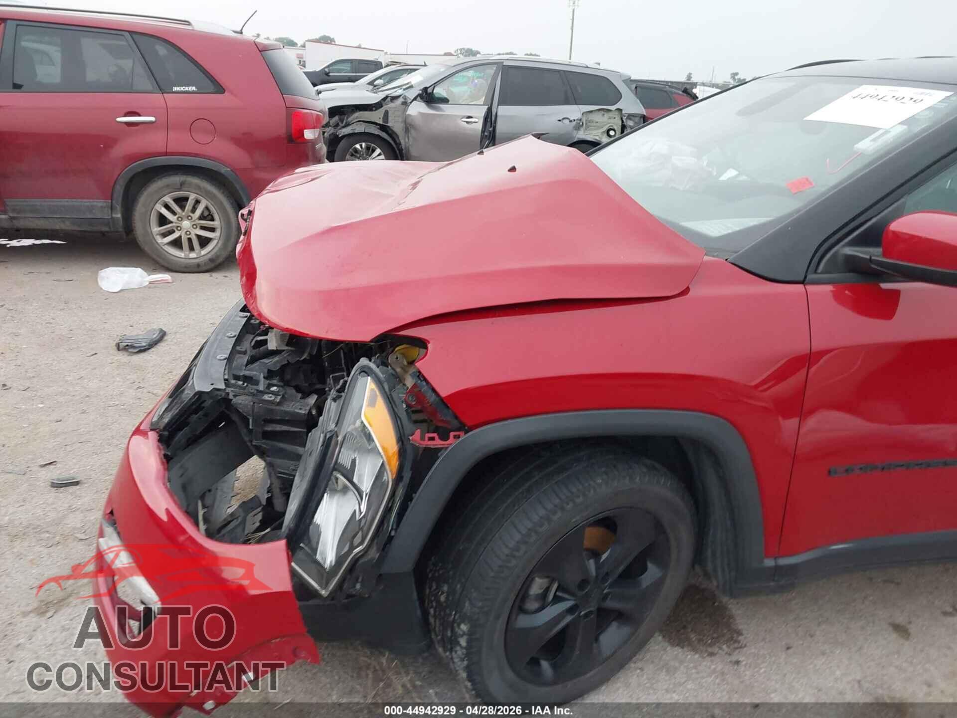 JEEP COMPASS 2018 - 3C4NJCBB2JT322307